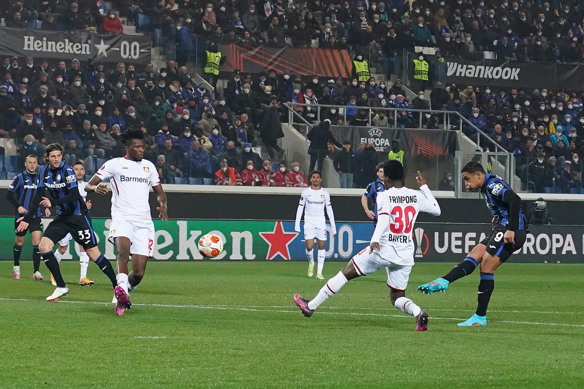 Momentka zo zápasu Atalanta - Leverkusen.