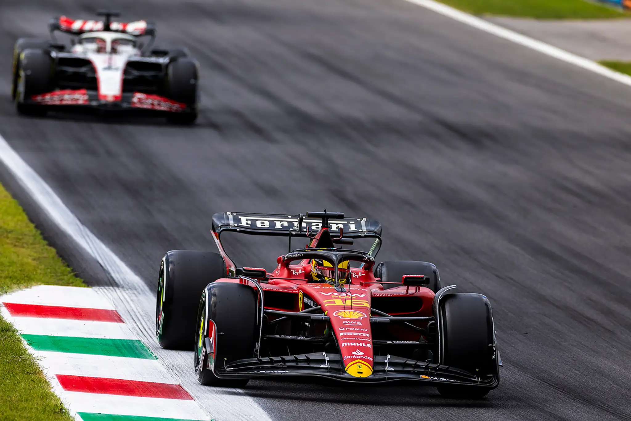 Charles Leclerc vo svojom monoposte.