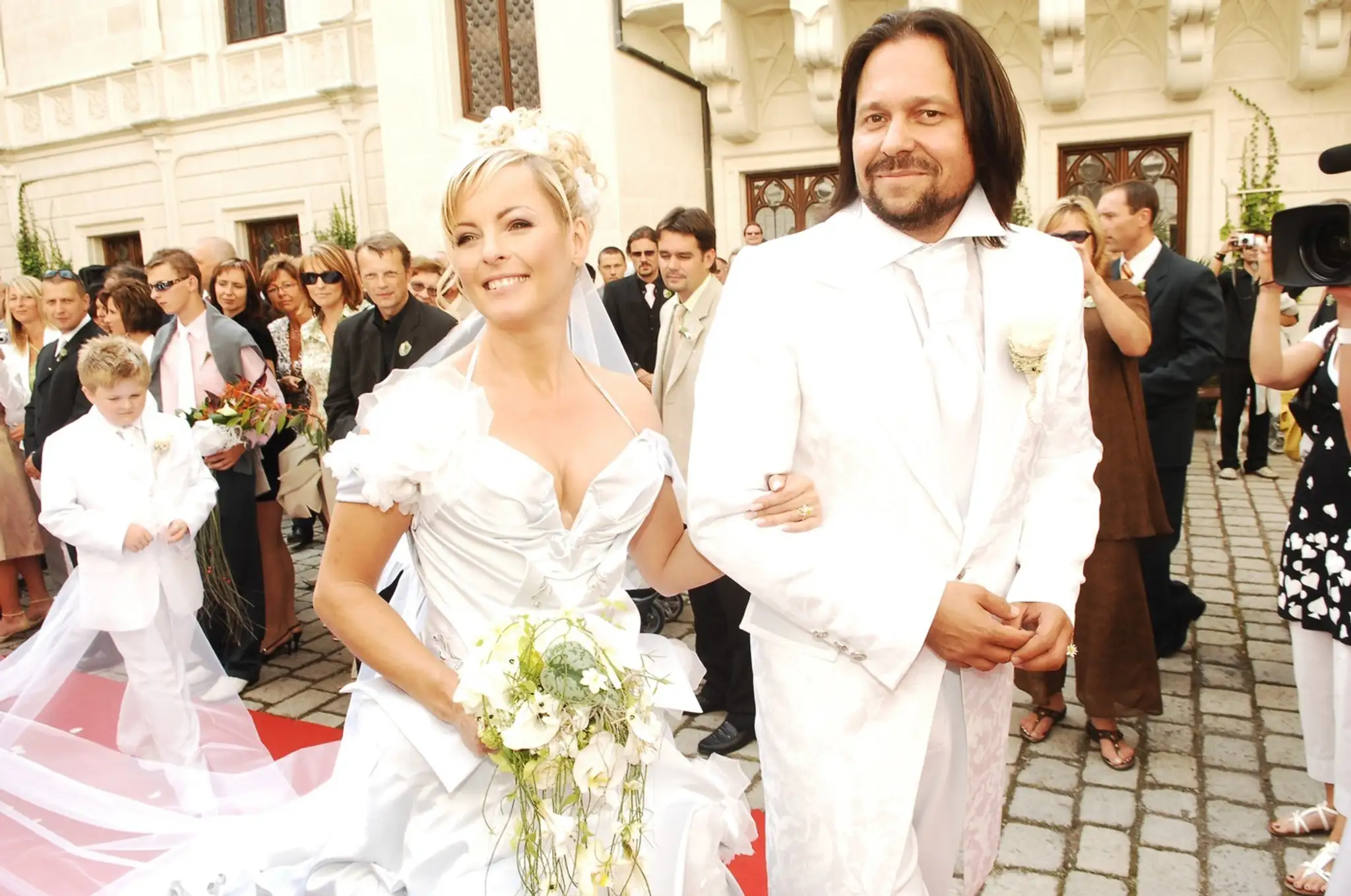 Iveta Batrošová sa 5. septembra 2008 vydala za Jřího Poměje.