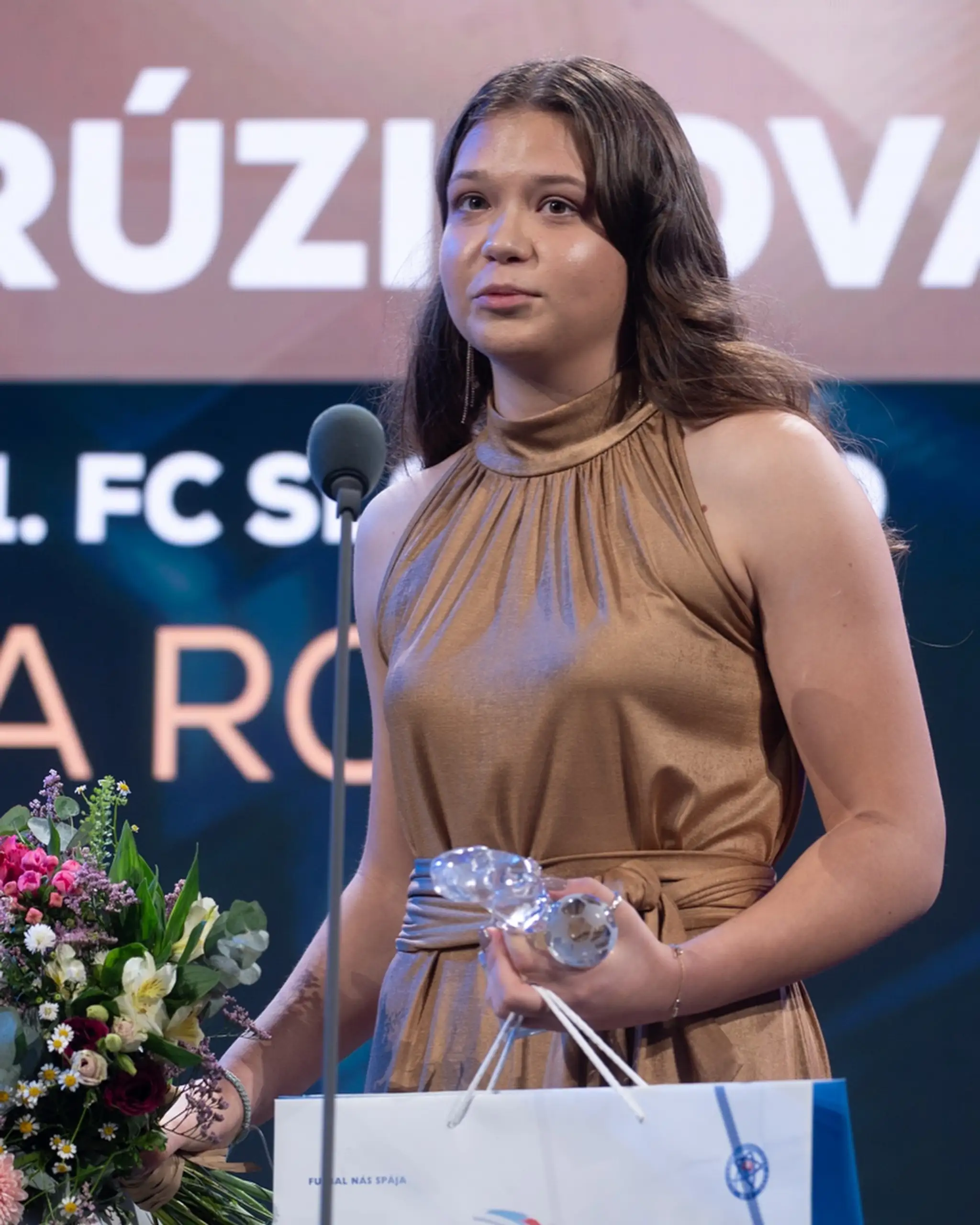 Grassroots Gala - odovzdávanie ocenení v mládežníckych a amatérskych kategóriách.