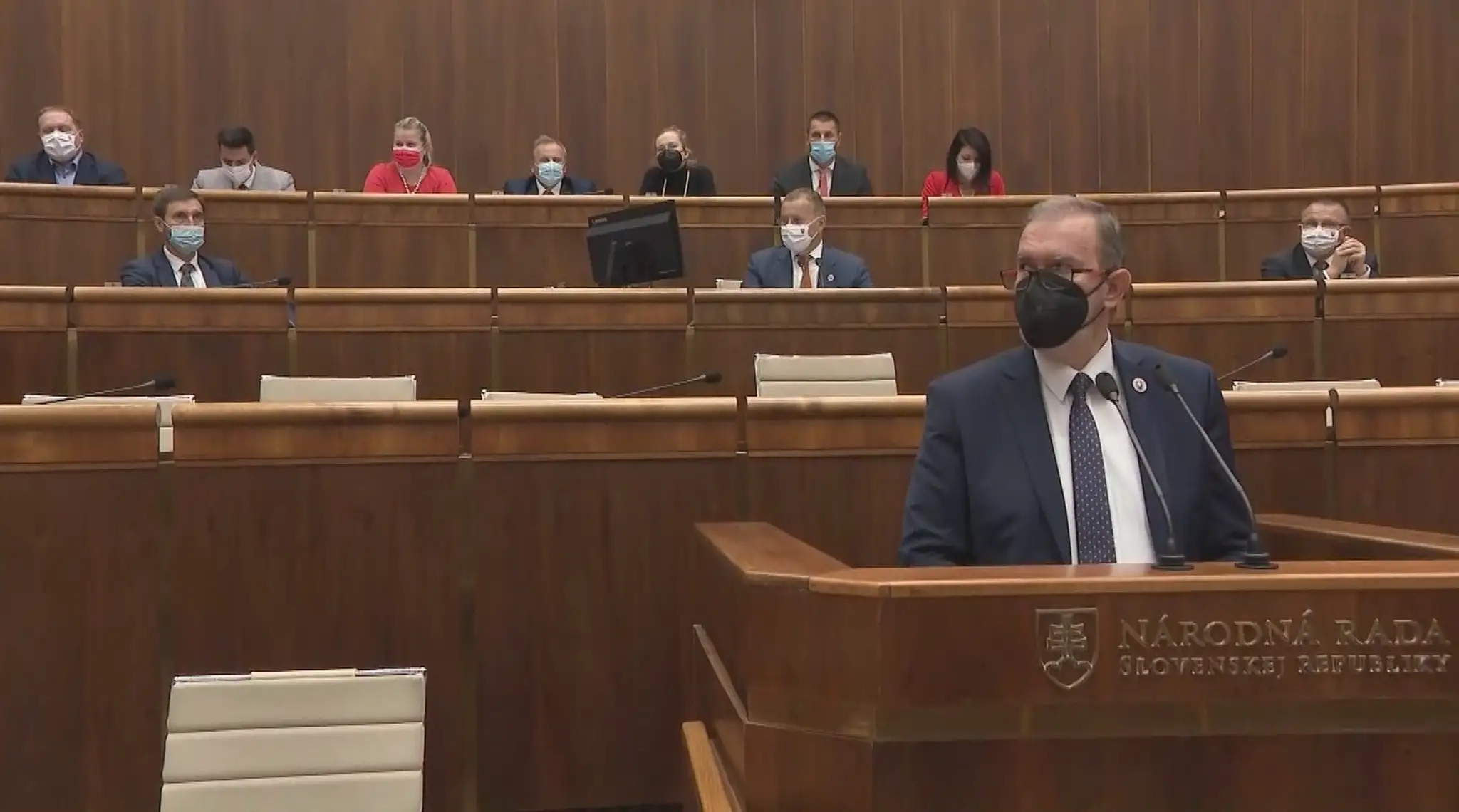 Z rokovania parlamentu.