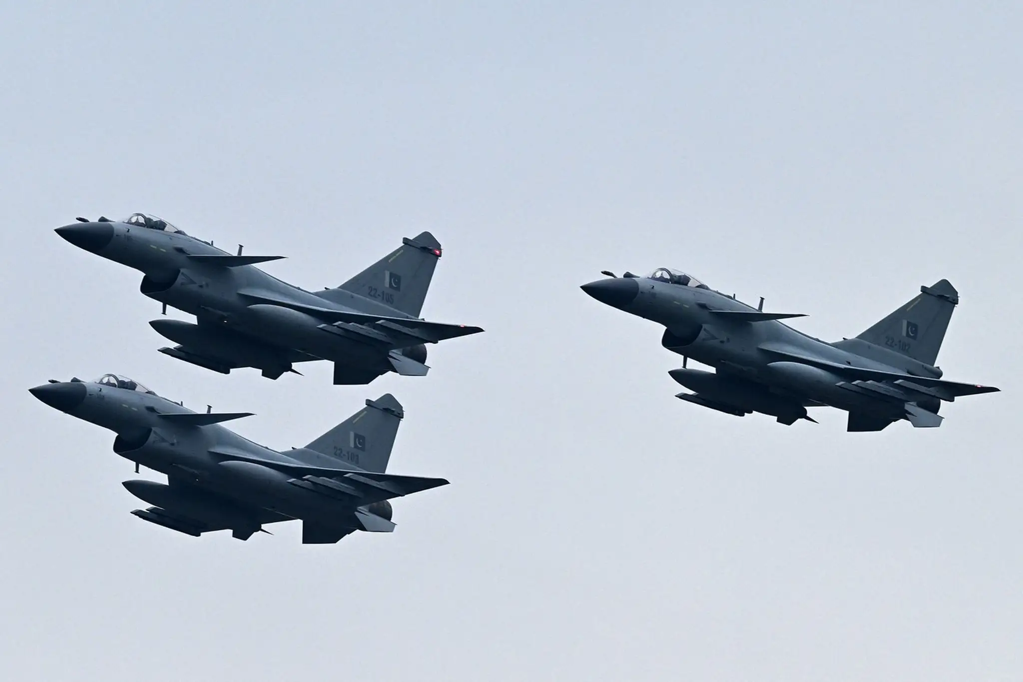 Činske stíhačky Chengdu J-10C v službách pakistanskej armády.