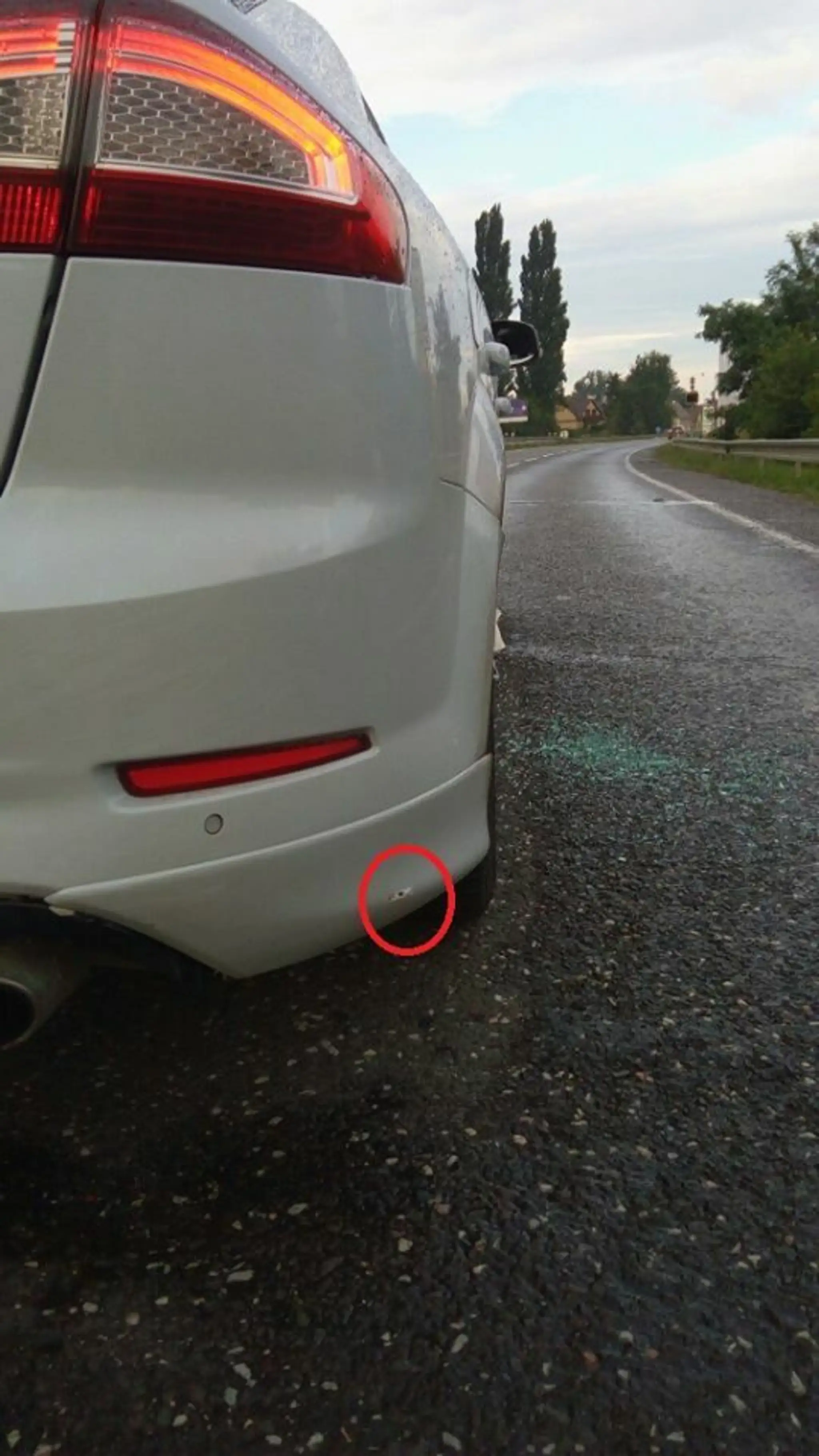 Padli aj viaceré výstrely z policajnej zbrane.
