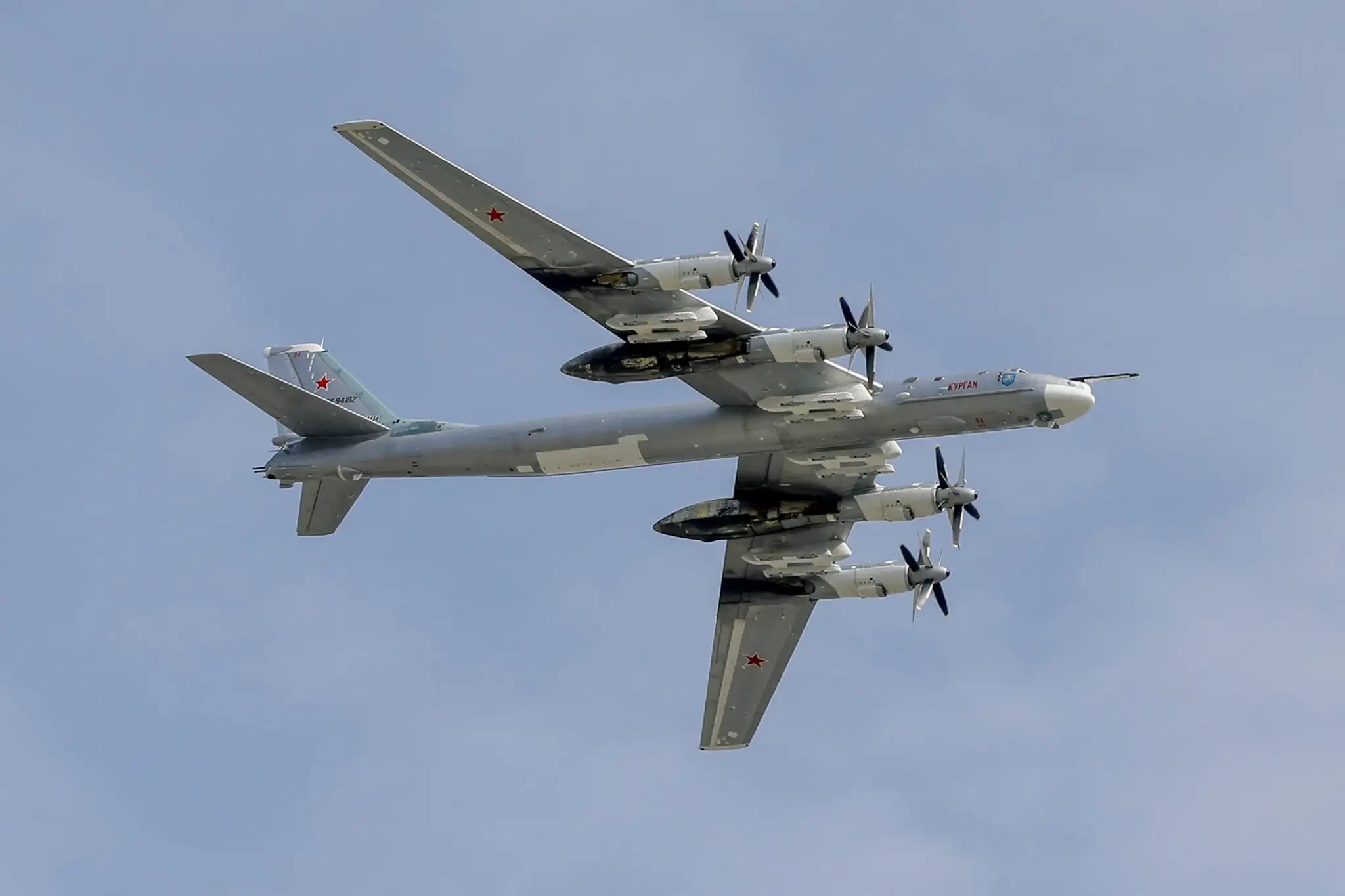 Strategický bombardér Tu-95.