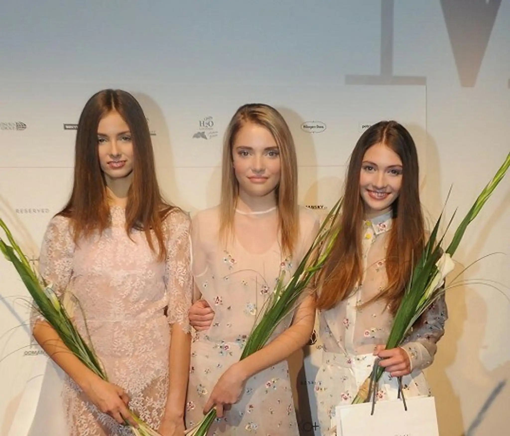 Víťazka Kateřina Kozlová v strede