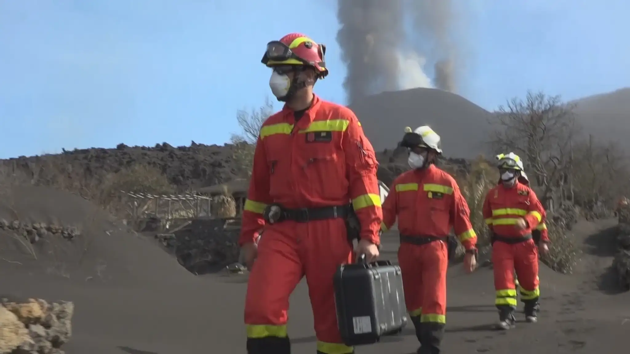 Vulkanológovia v epicentre katastrofy na ostrove La Palma.