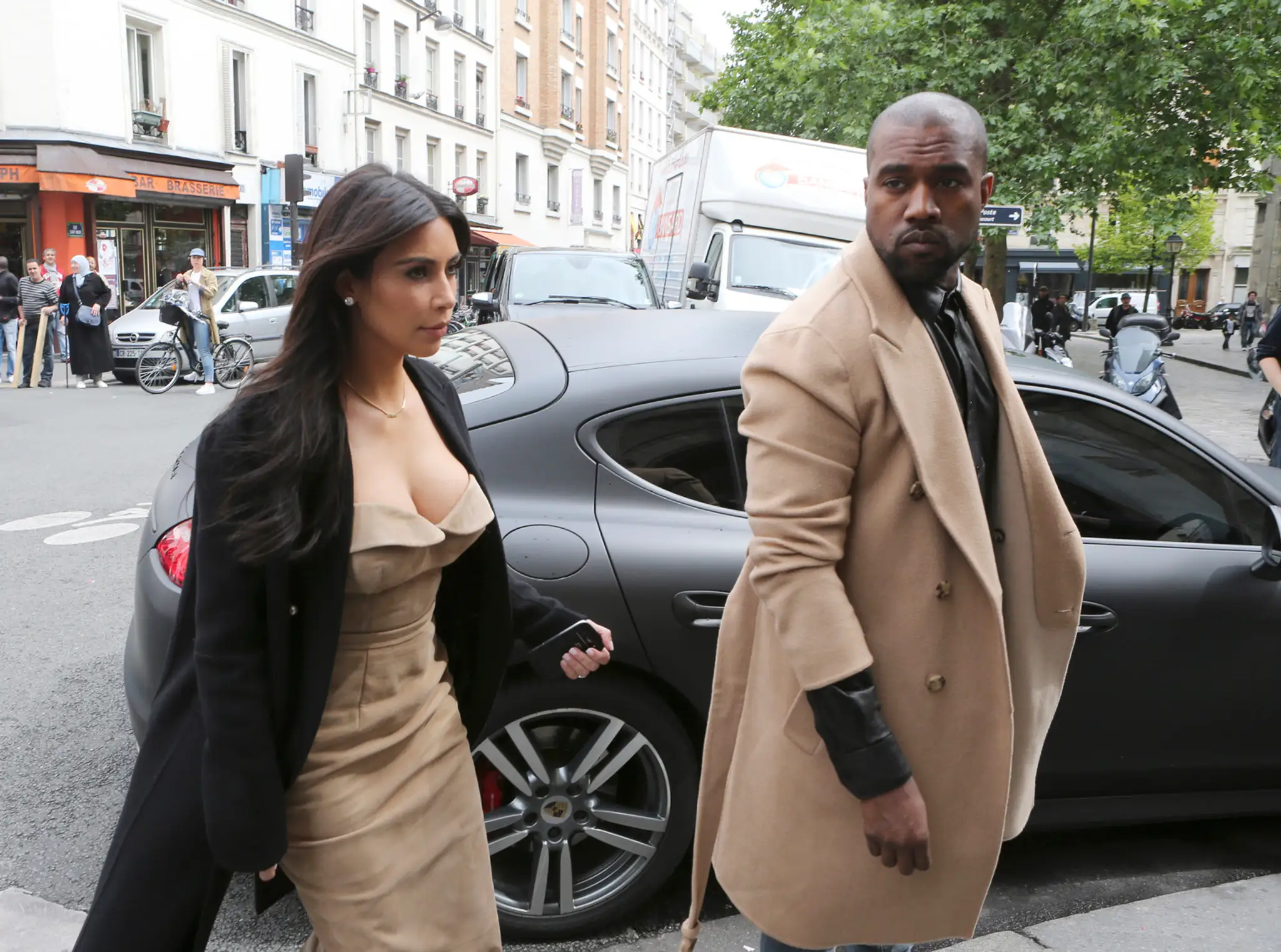 Americký rapper Kanye West s manželkou Kim Kardashian sa dostali do rebríčka 100 najvplyvnejších osobností sveta za rok 2015.