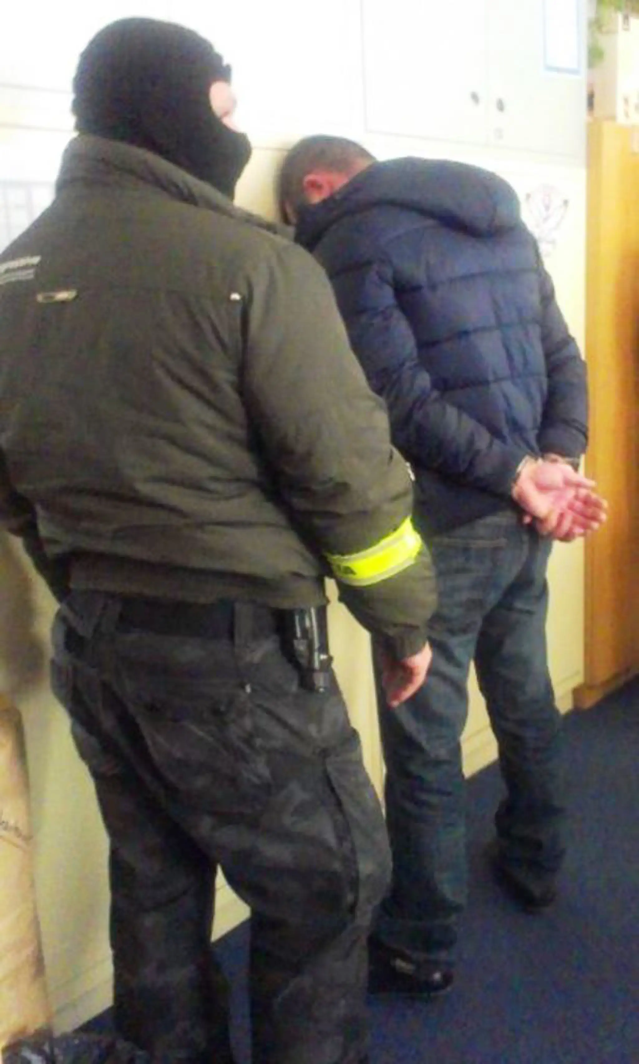 Slovenskí policajti zatkli FBI hľadaného Rumuna.