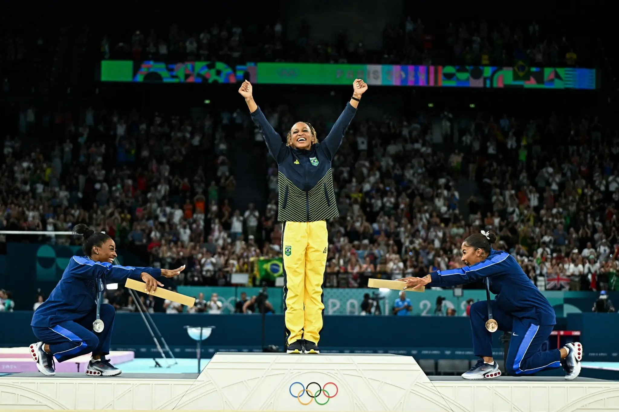 Gymnastke sa klaňajú rivalky.