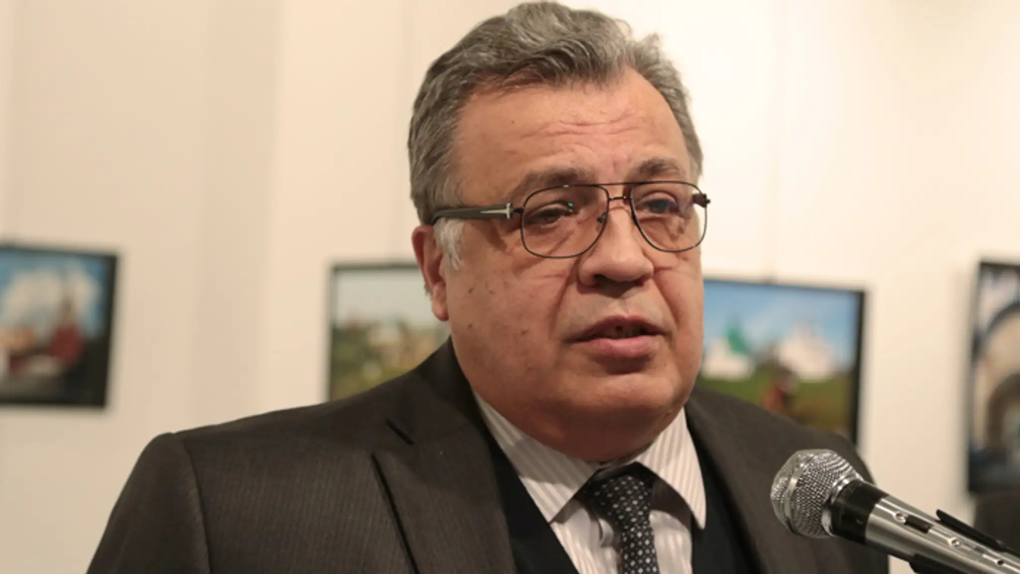 Ruský veľvyslanec v Turecku Andrej Karlov 