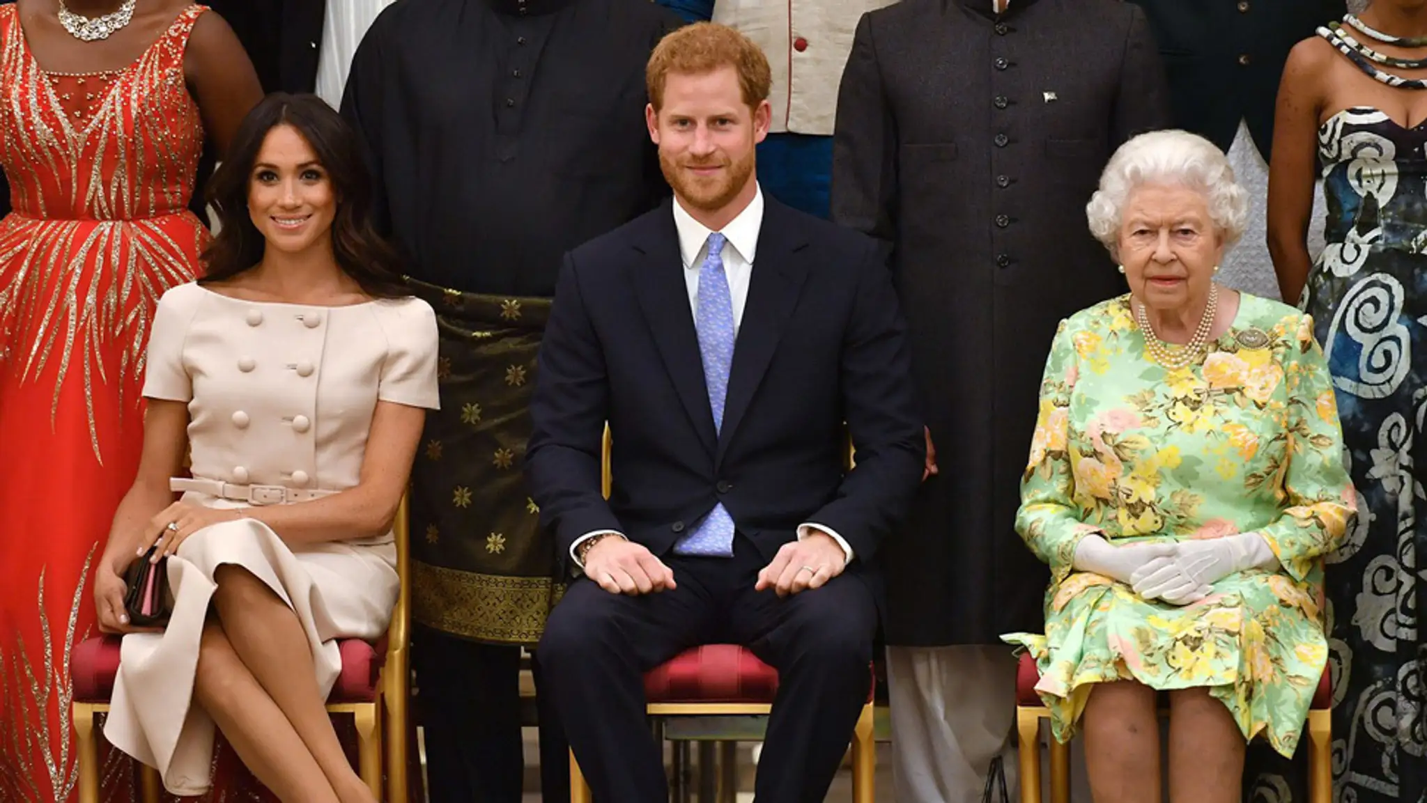 Harry, Meghan a kráľovná Alžbeta II. 