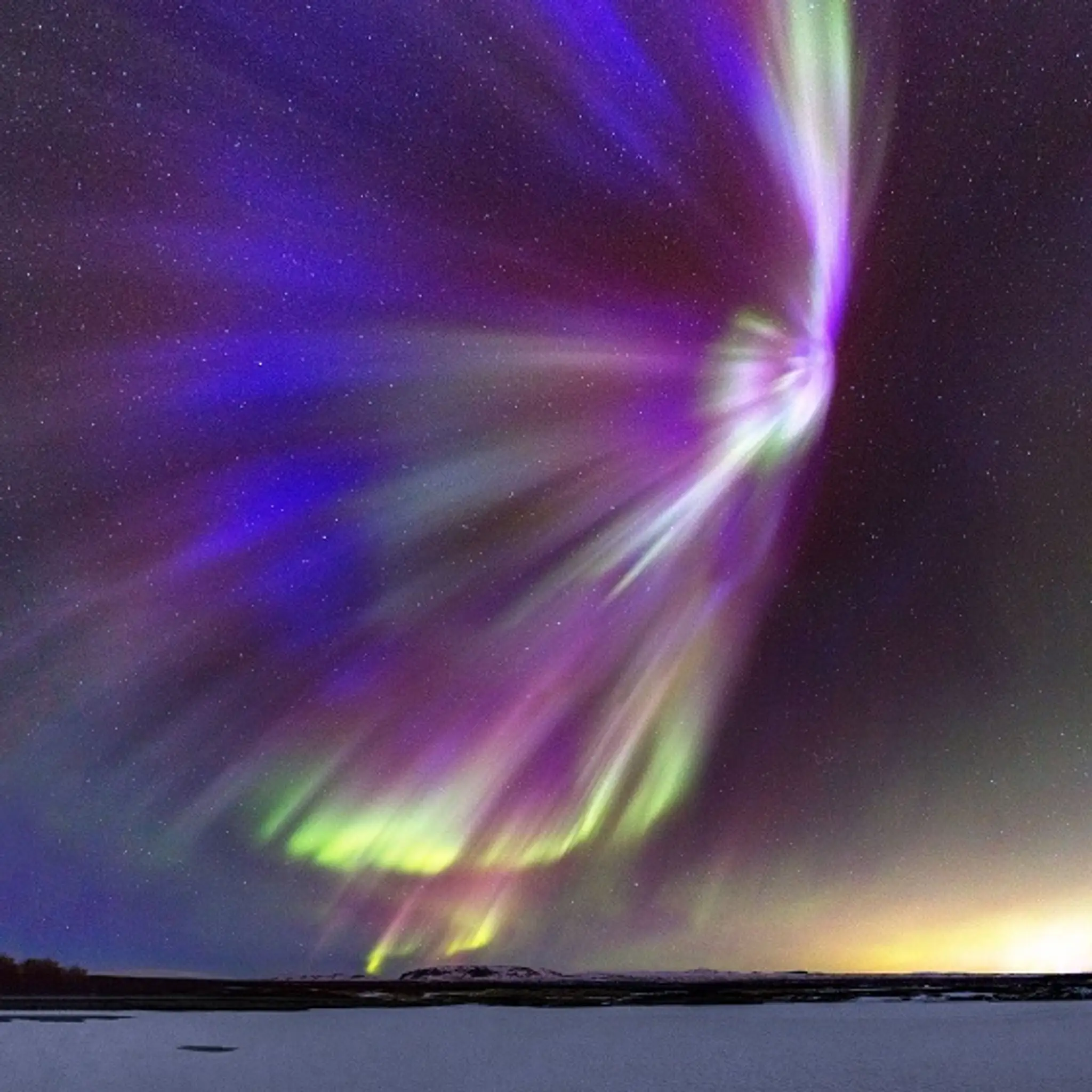 Polárna žiara na Islande