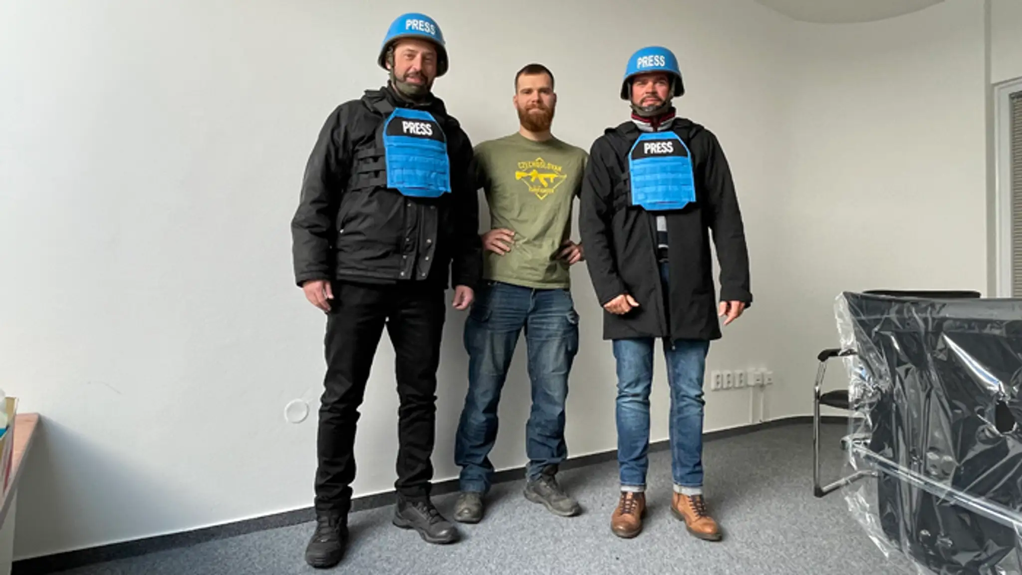 Reportér Michal Hečko a kameraman Peter Dodek.
