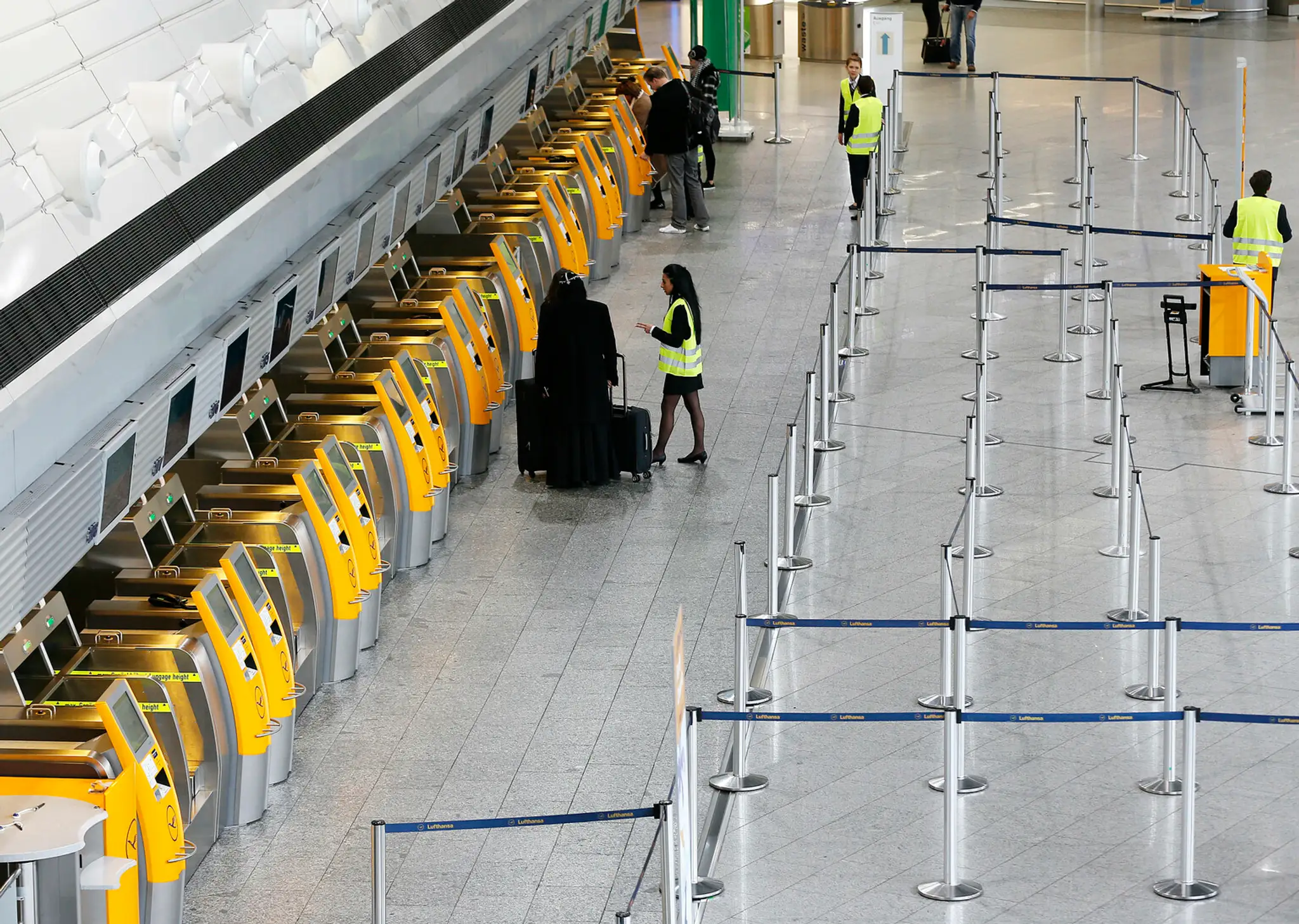 Lufthansa ruší stovky letov