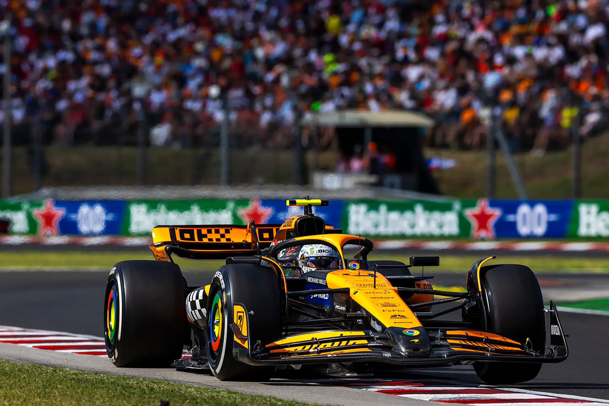 Lando Norris na trati VC Maďarska.