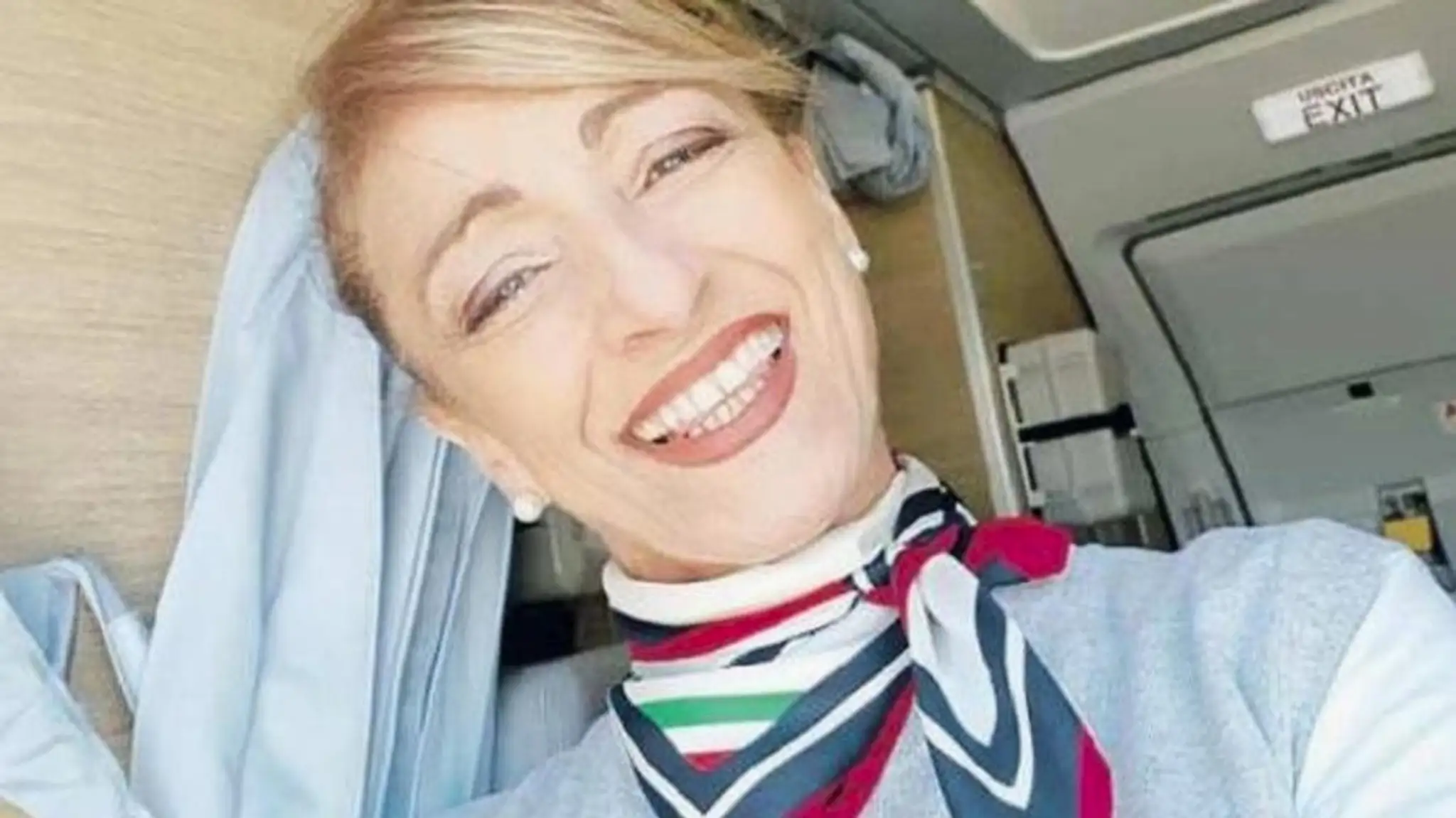 Gabriella Cario skolabovala na palube lietadla, pomôcť jej už nevedeli. 