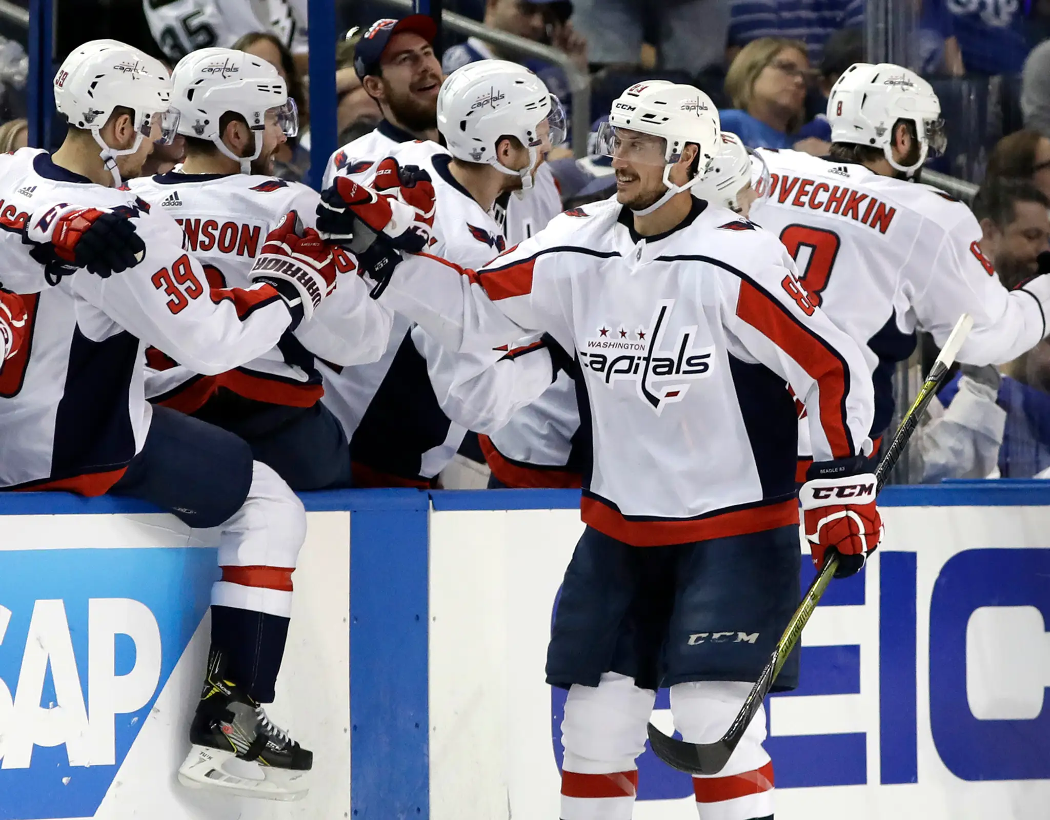 Washington Capitals zvíťazili na ľade Tampy. 
