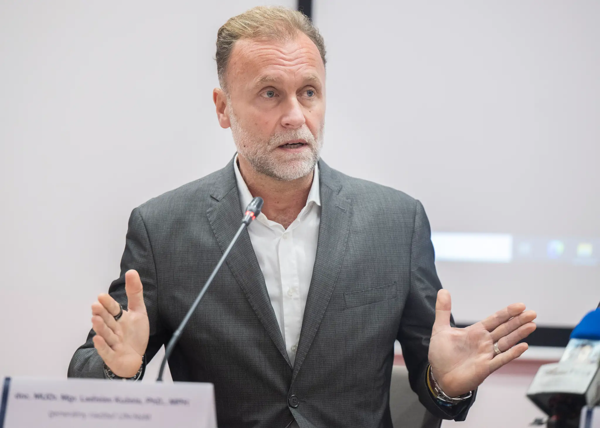 Na snímke generálny riaditeľ Univerzitnej nemocnice - Nemocnica Sv. Michala v Bratislave Ladislav Kužela