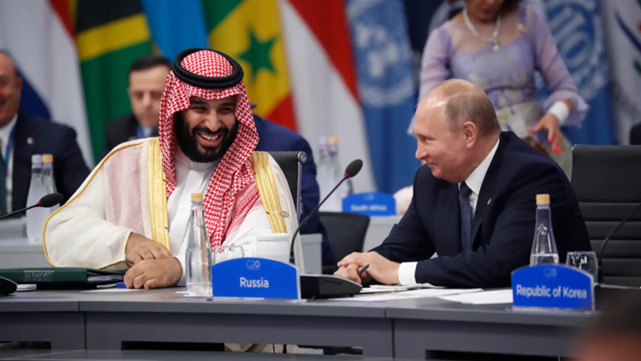 Saudskoarabský princ a Vladimír Putin na samite G20.