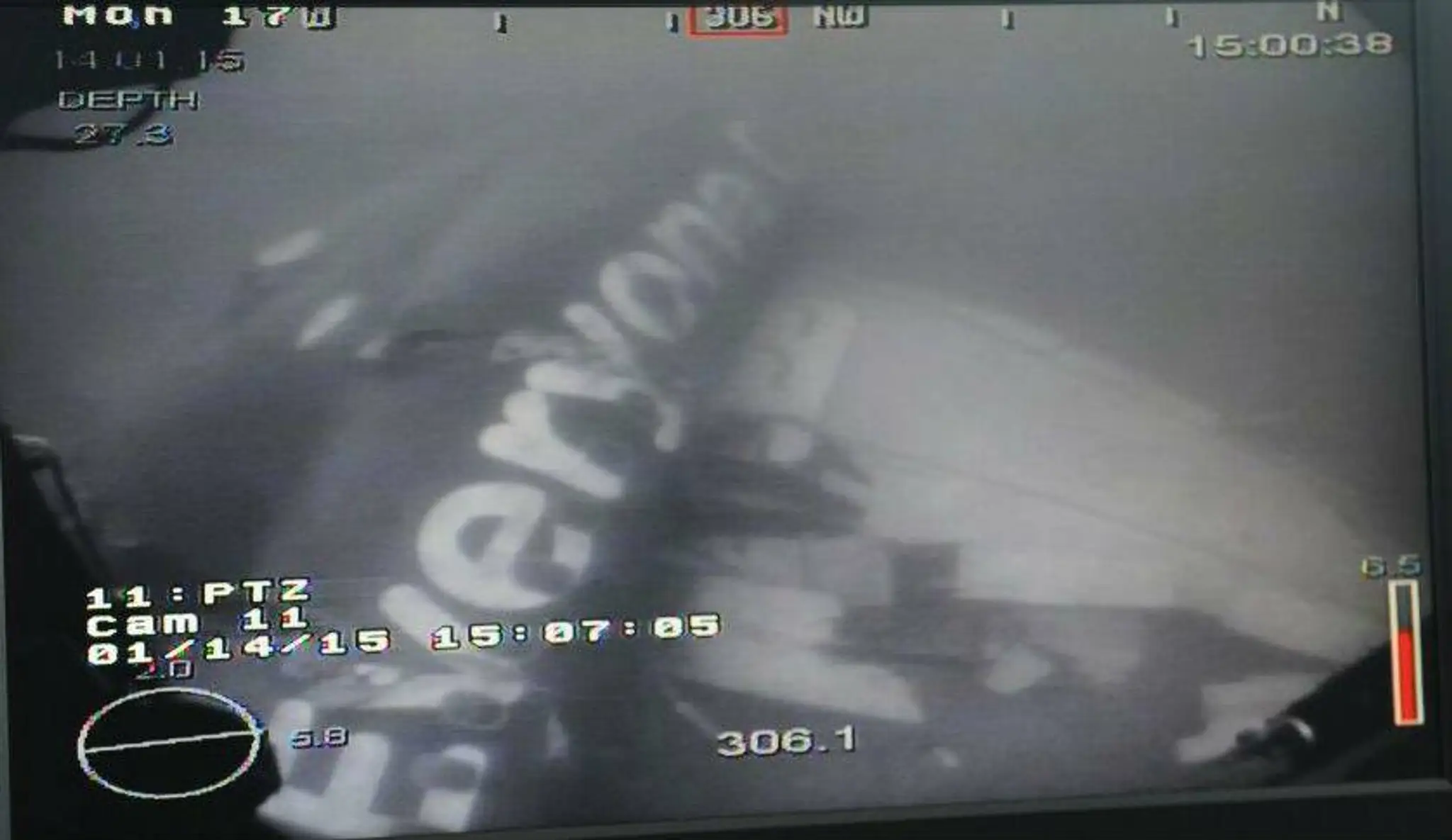 Hlavnú časť trupu AirAsia lokalizovali