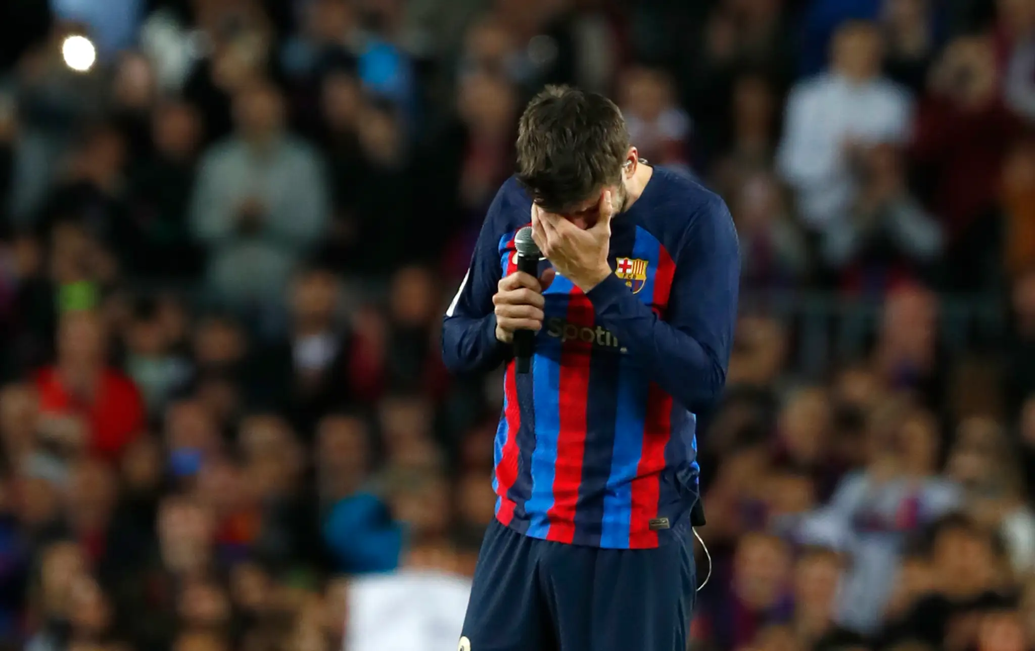 Piqué pri svojej rozlúčke na Camp Nou
