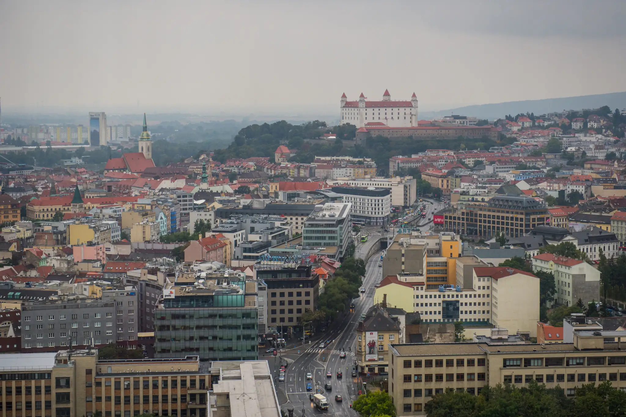 Výhľad na Bratislavu z Národnej banky Slovenska