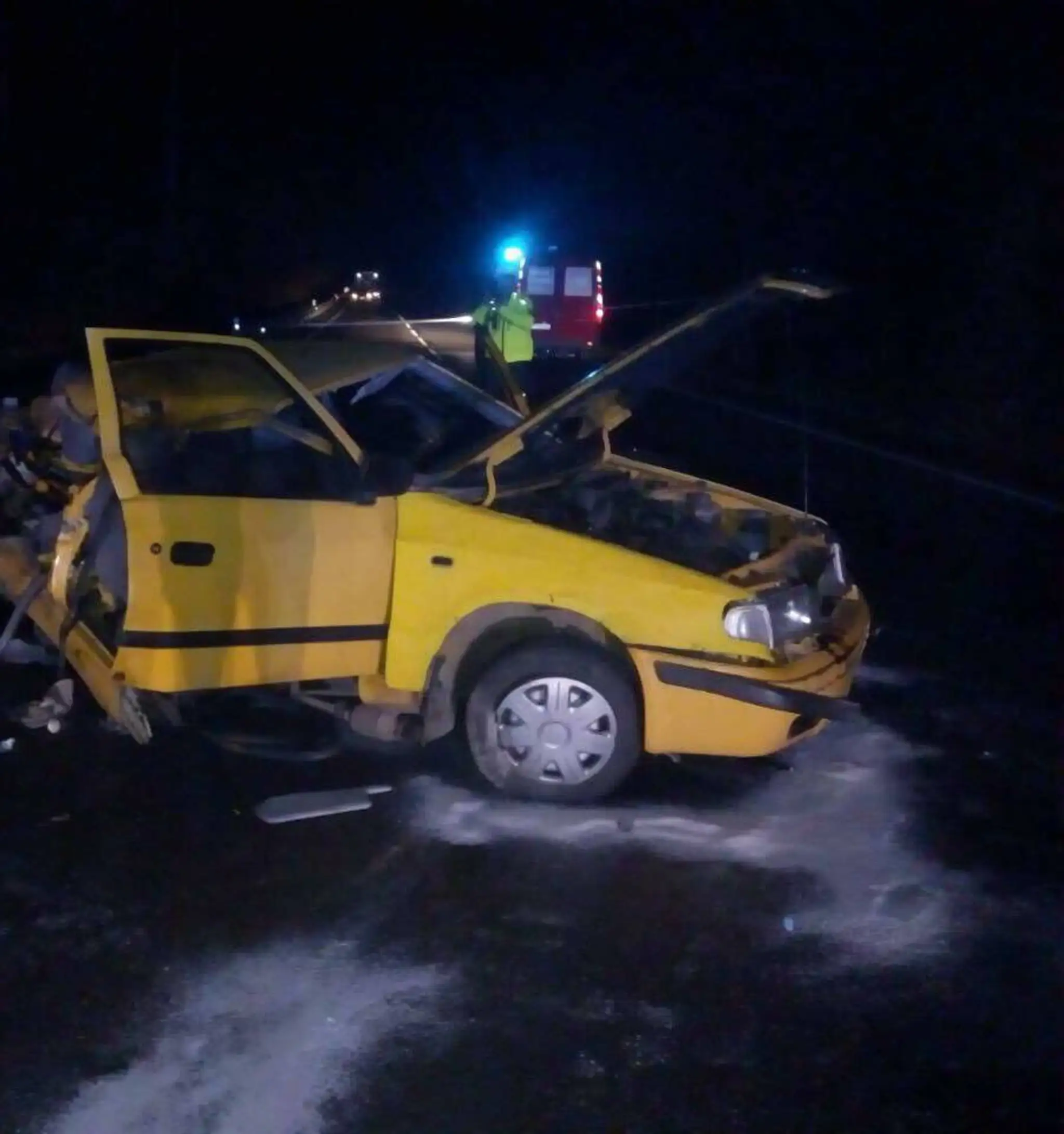 V aute zahynuli dvaja mladí chlapci, jeden mal 17 a druhý iba 15 rokov.