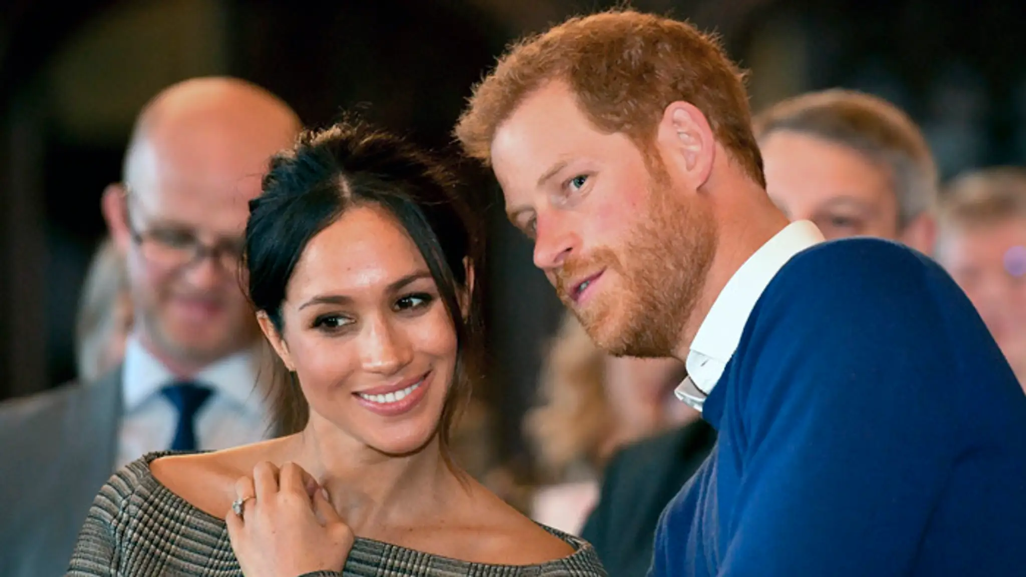 Princ Harry a jeho snúbenica Meghan Markle.