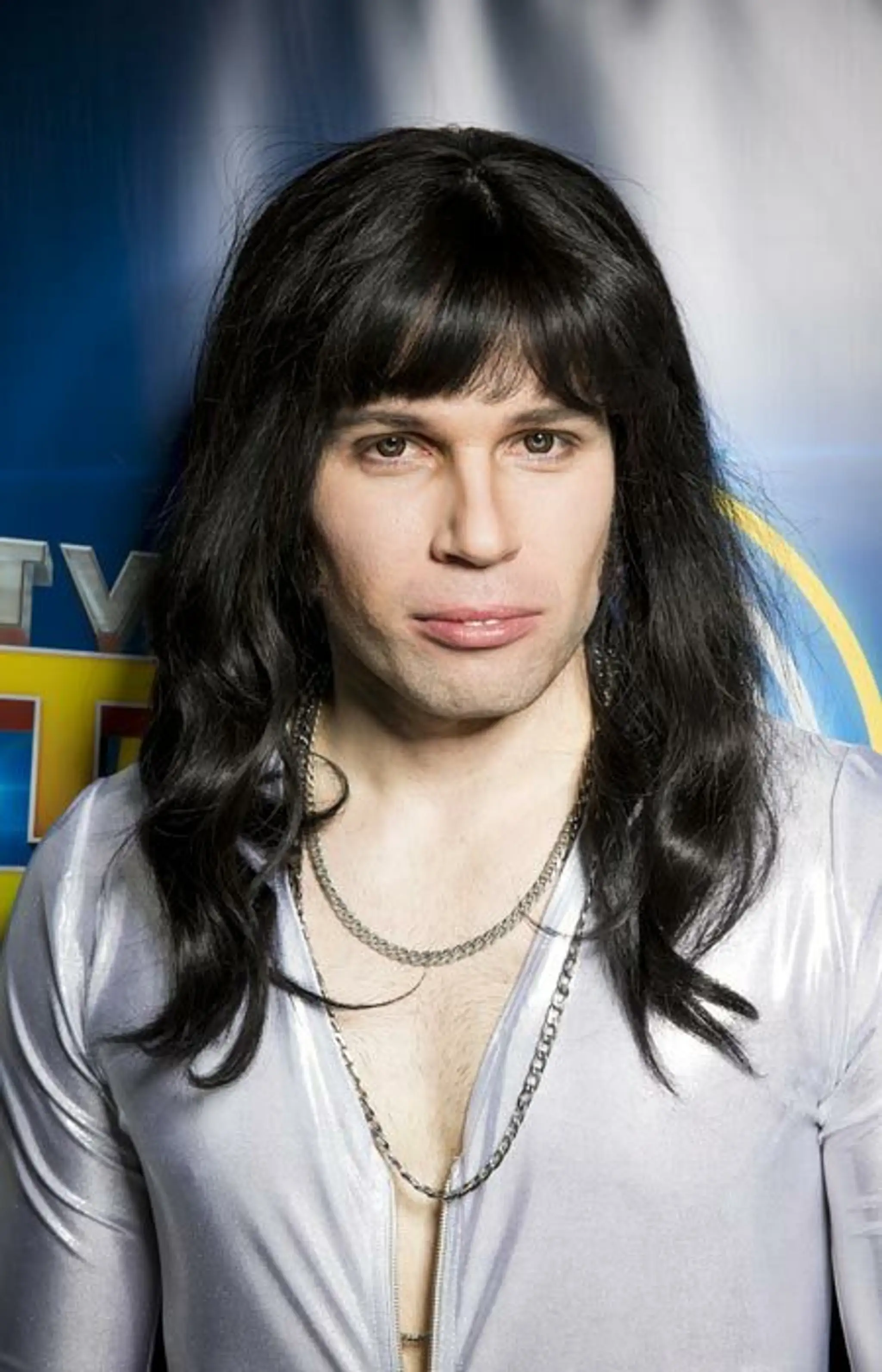 Tomáš Bezdeda ako Freddie Mercury