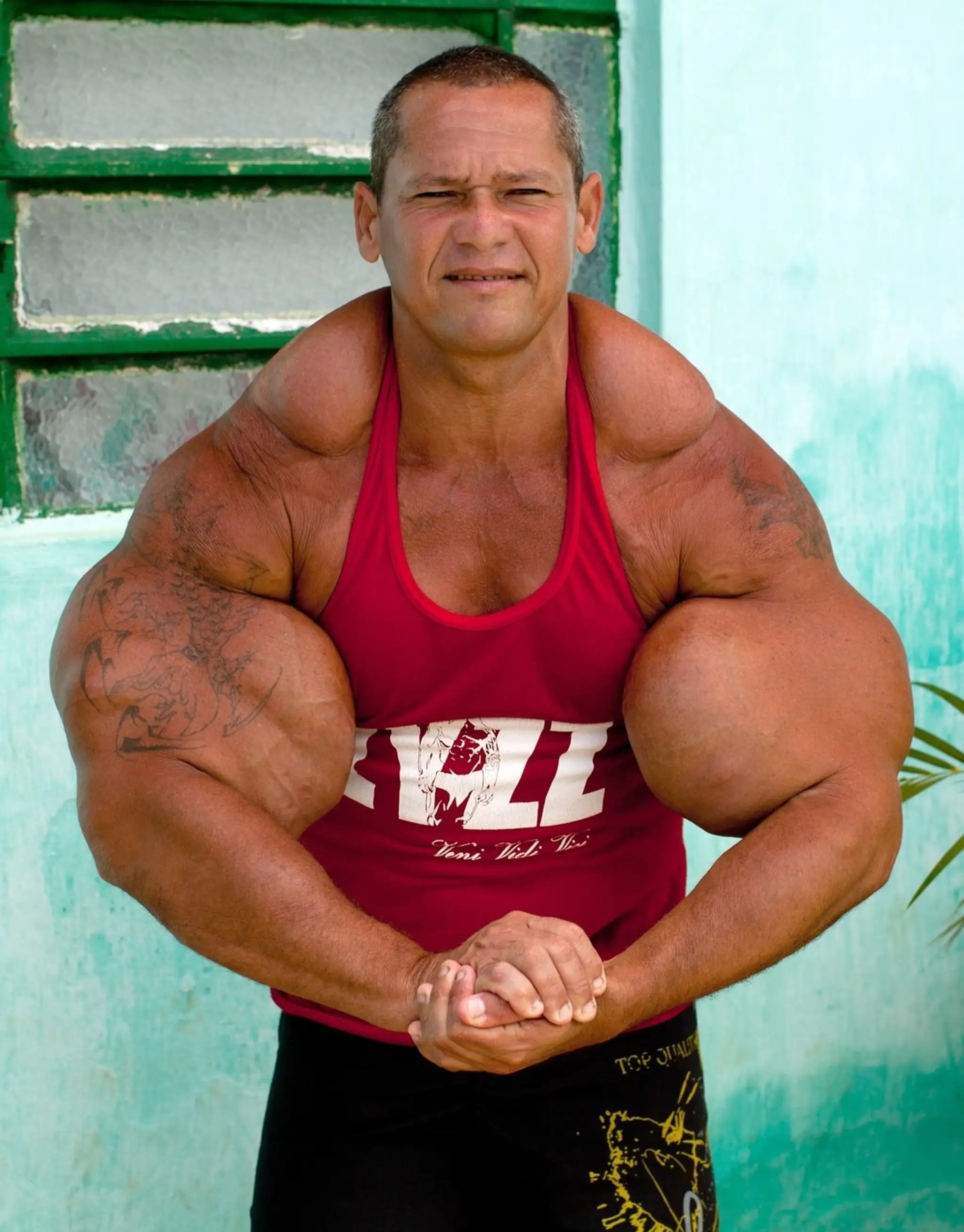 Arlindo de Souza má najväčšie bicepsy v Brazílii