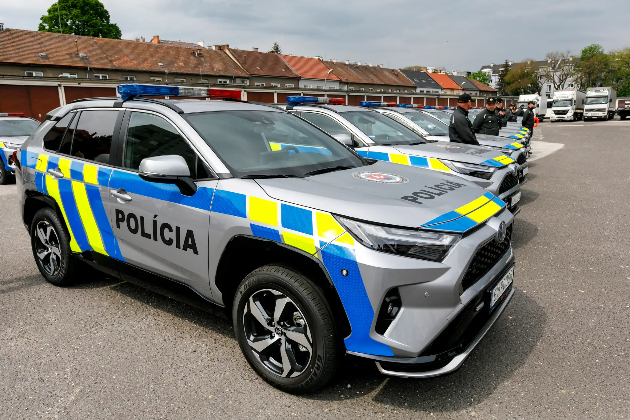 Predošlý dizajn policajných áut.