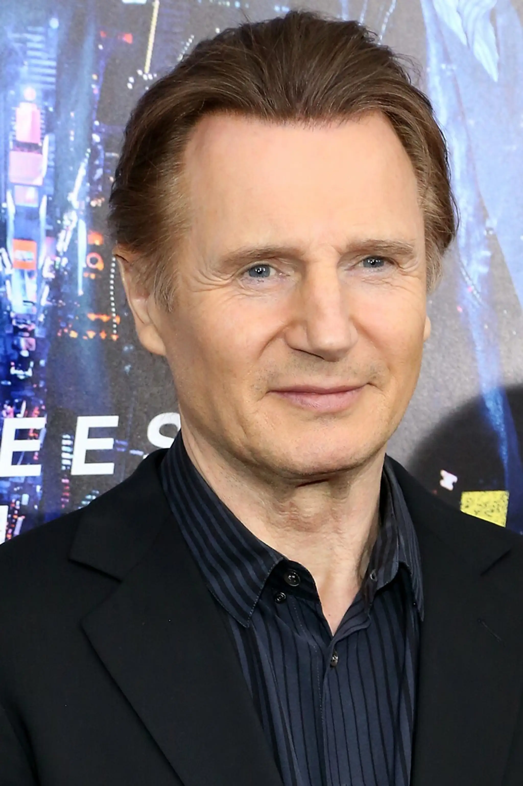 Liam Neeson predtým.