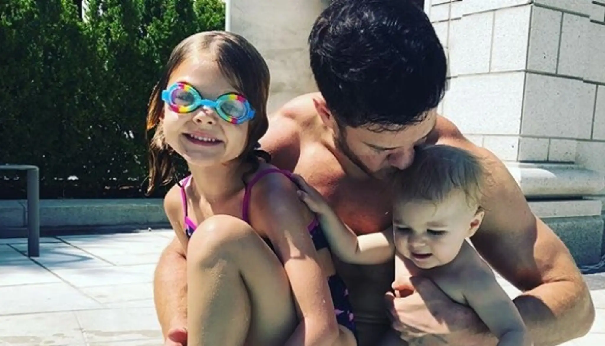 Kufor sa mení na šatník.