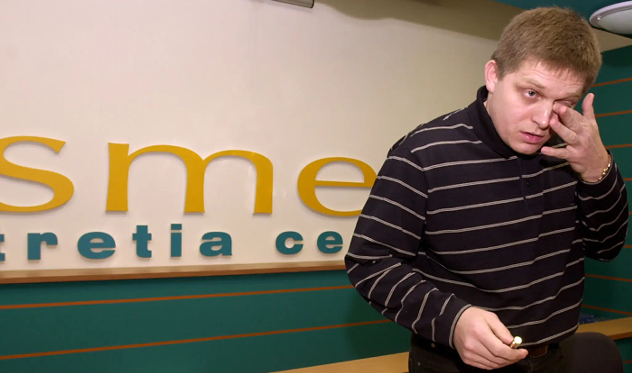 Robert Fico na fotografii z 1. februára 2003