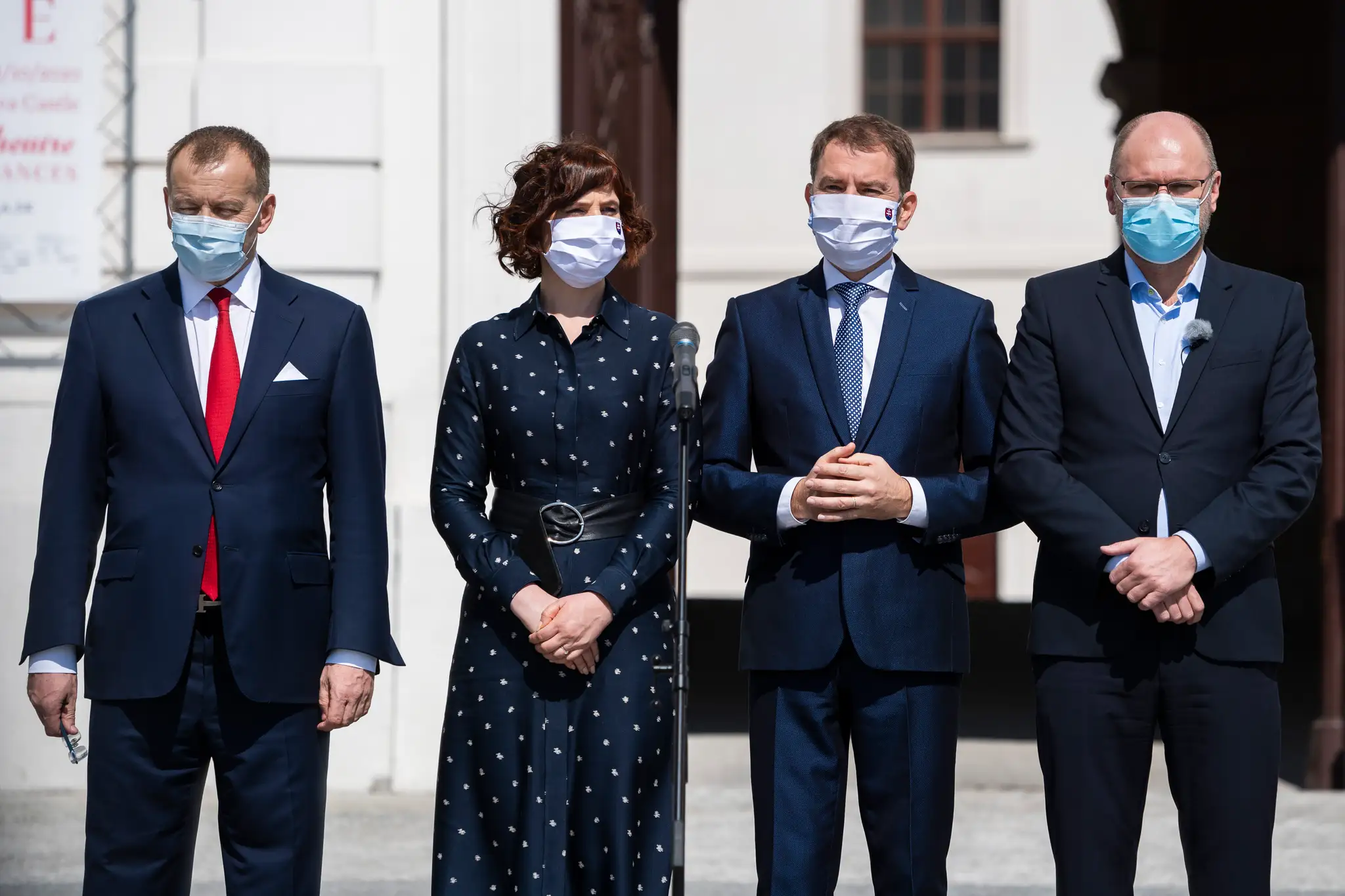 Koaliční poslanci pristúpili k podpisu Koaličnej zmluvy (2.4.2020)