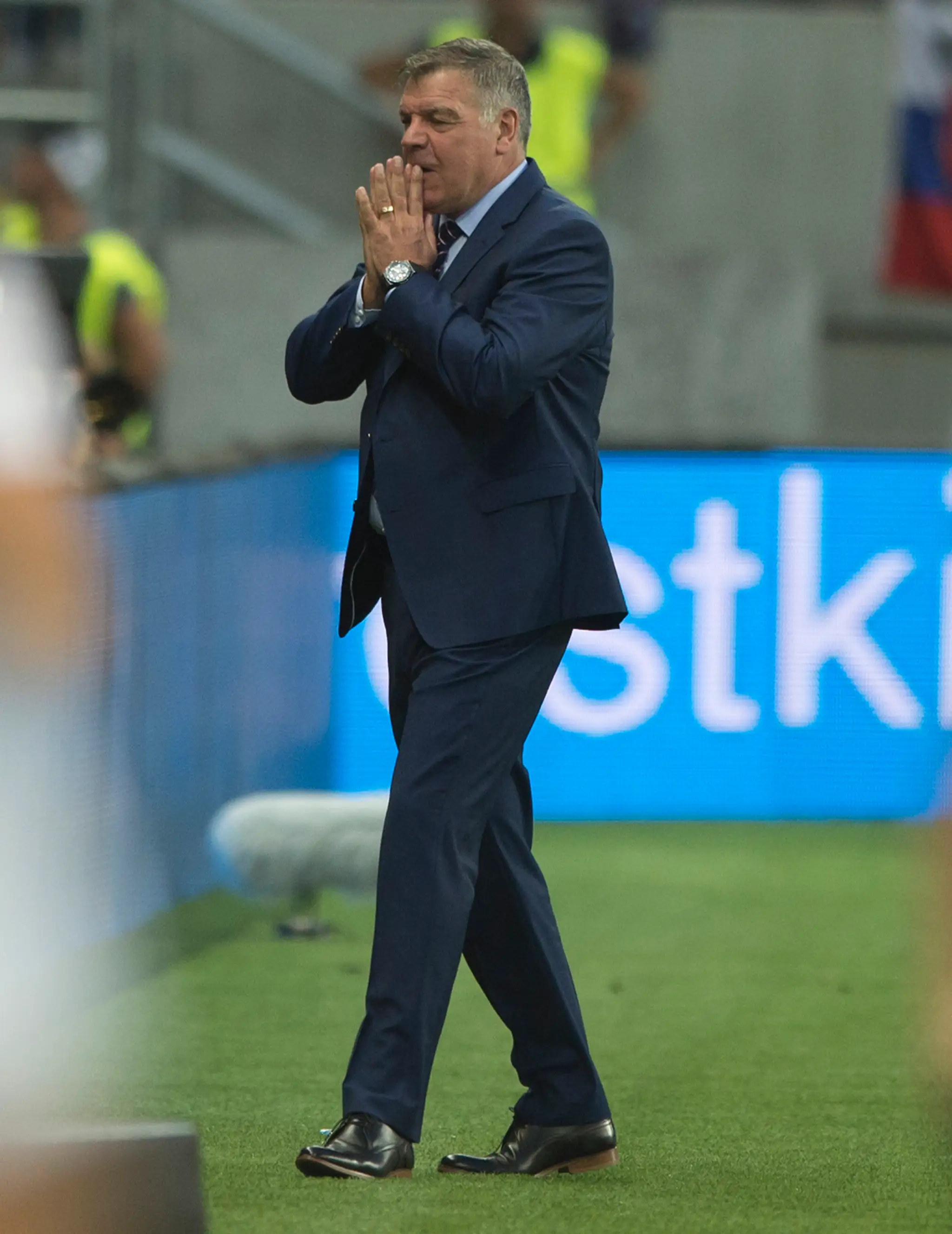 Tréner Anglicka Sam Allardyce v zápase kvalifikácie MS 2018 proti Slovensku v Trnave.