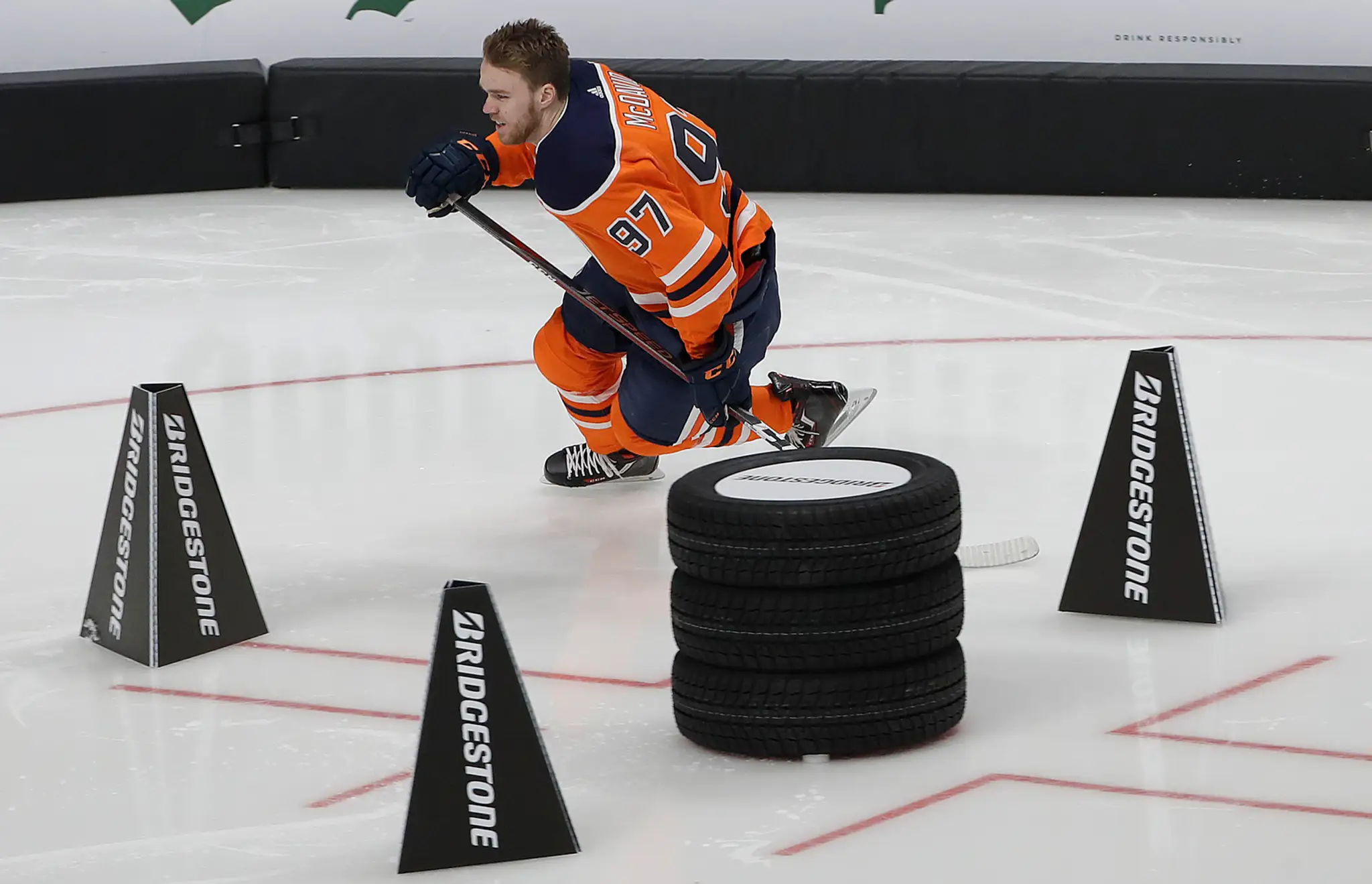 Connor McDavid z Edmontonu v Súťaži zručností v rámci All star víkendu NHL.
