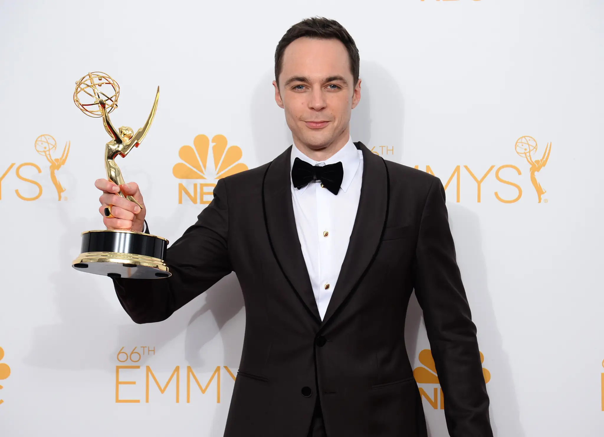 2014_Primetime_Emmy_Awards_-_Press_Room272415178586.jpg