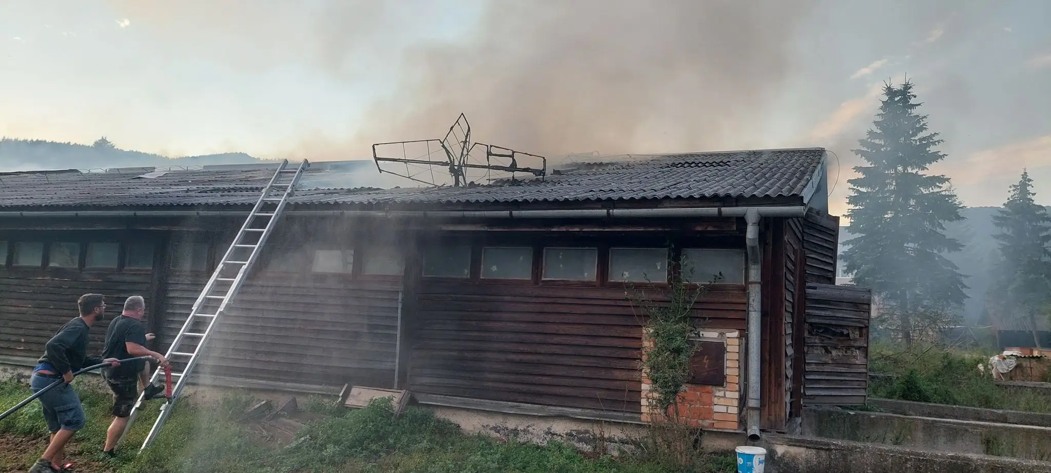 Stajňa, na ktorú spadlo lietadlo