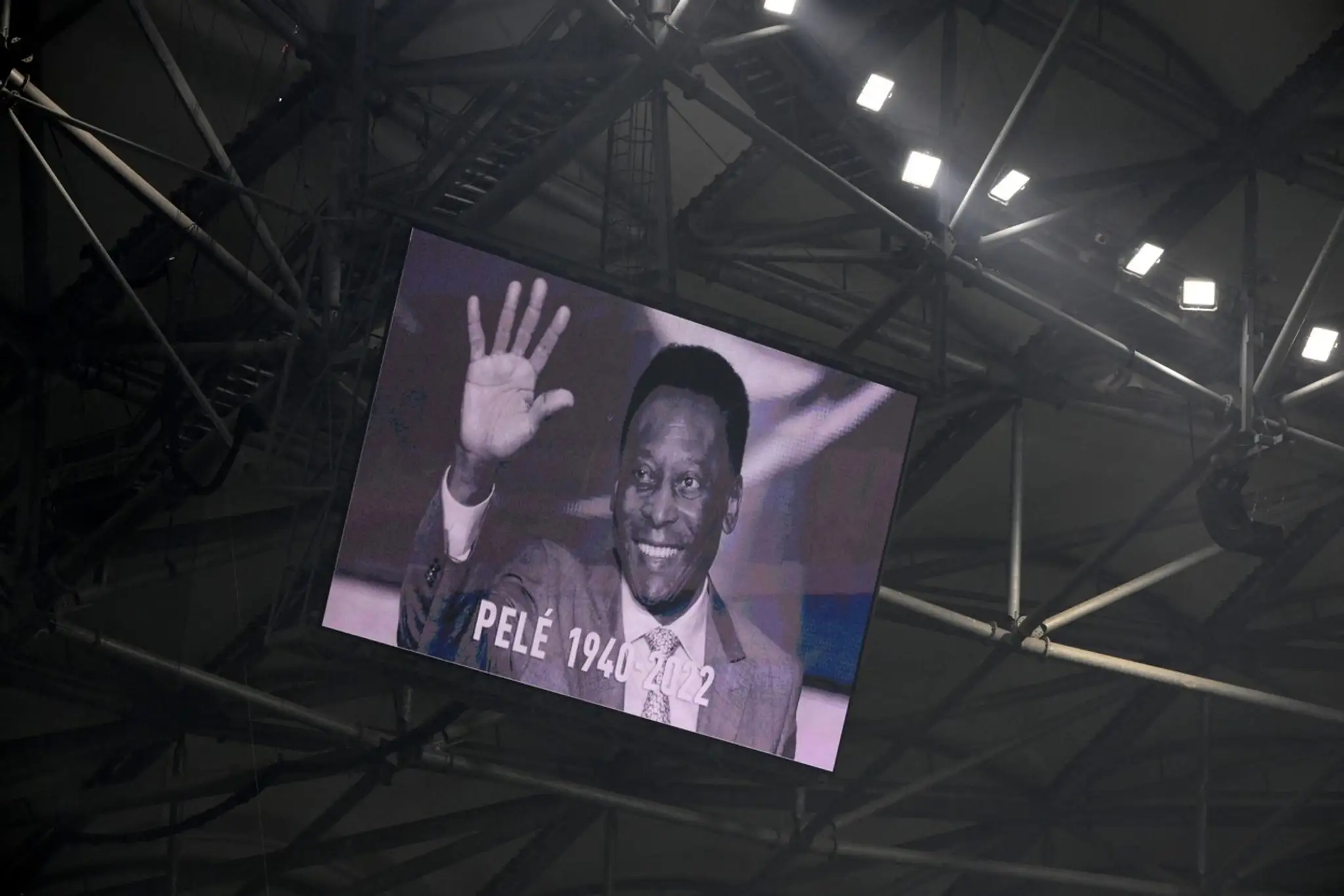 Pelé úmrtie