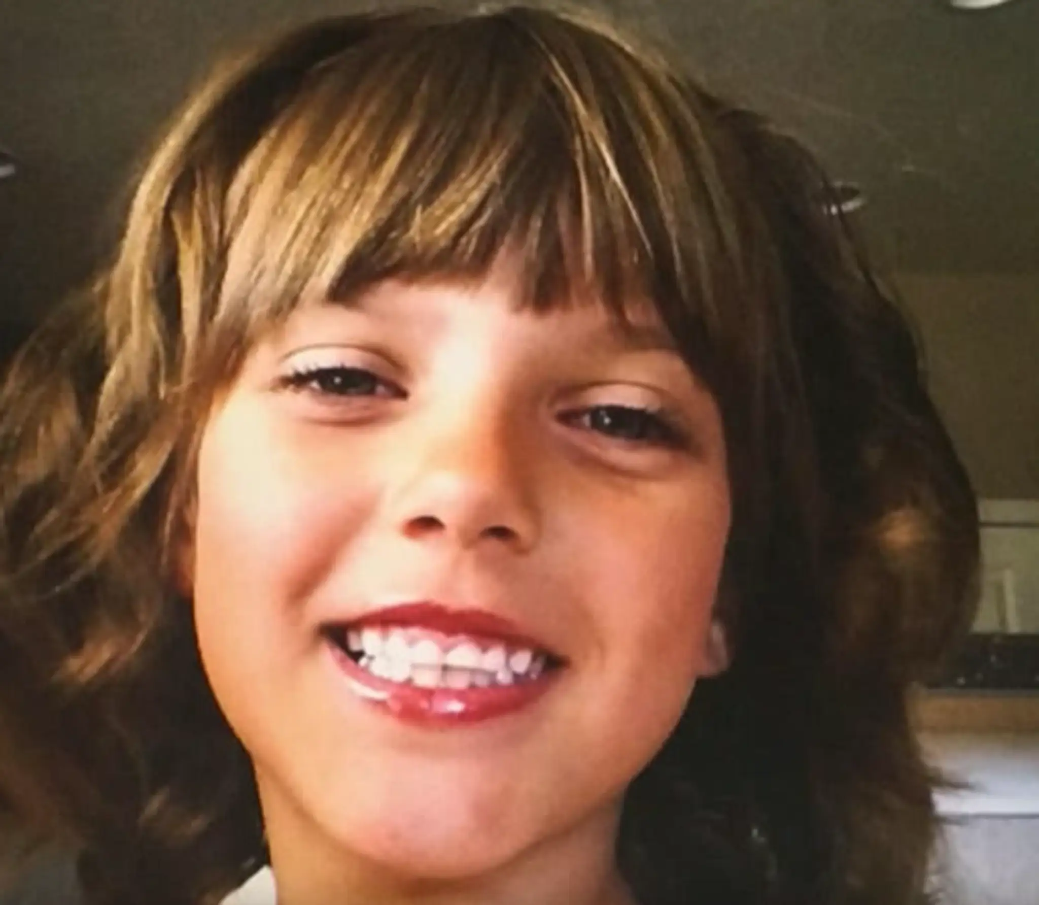 Victoria Martens 10†.png