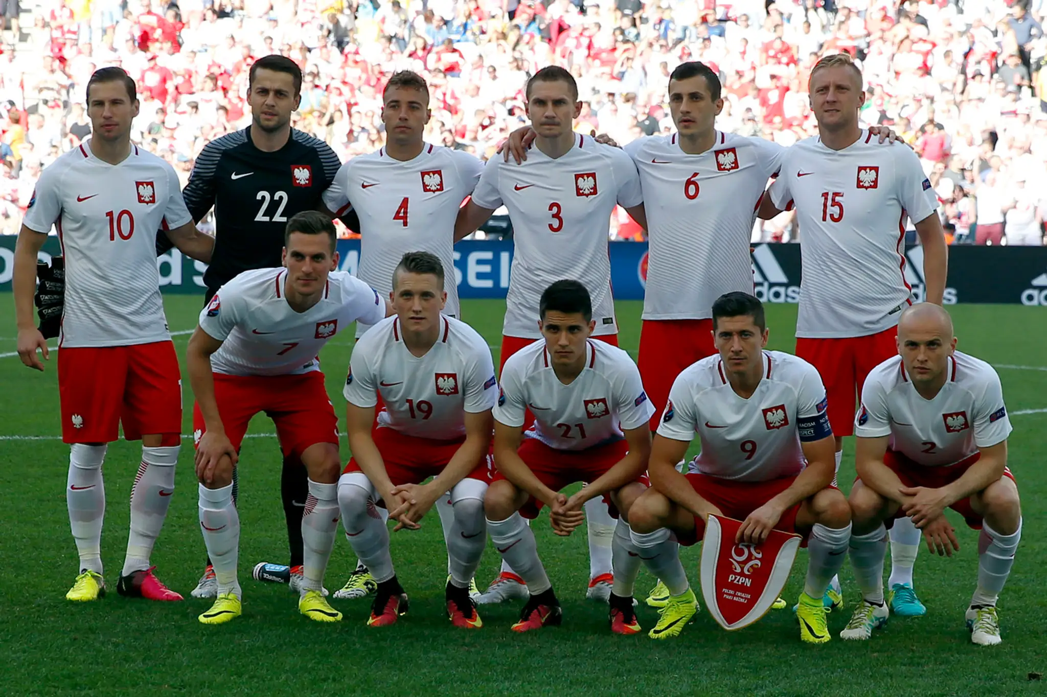 Poľská futbalová reprezentácia pred zápasom s Ukrajinou na ME.