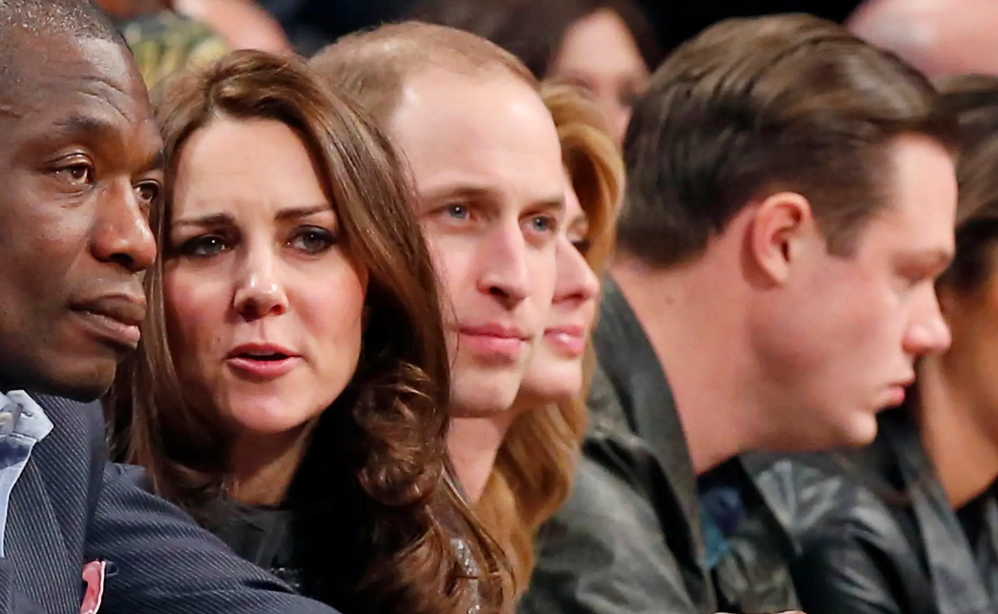 Kate a William na basketbalovom zápase.