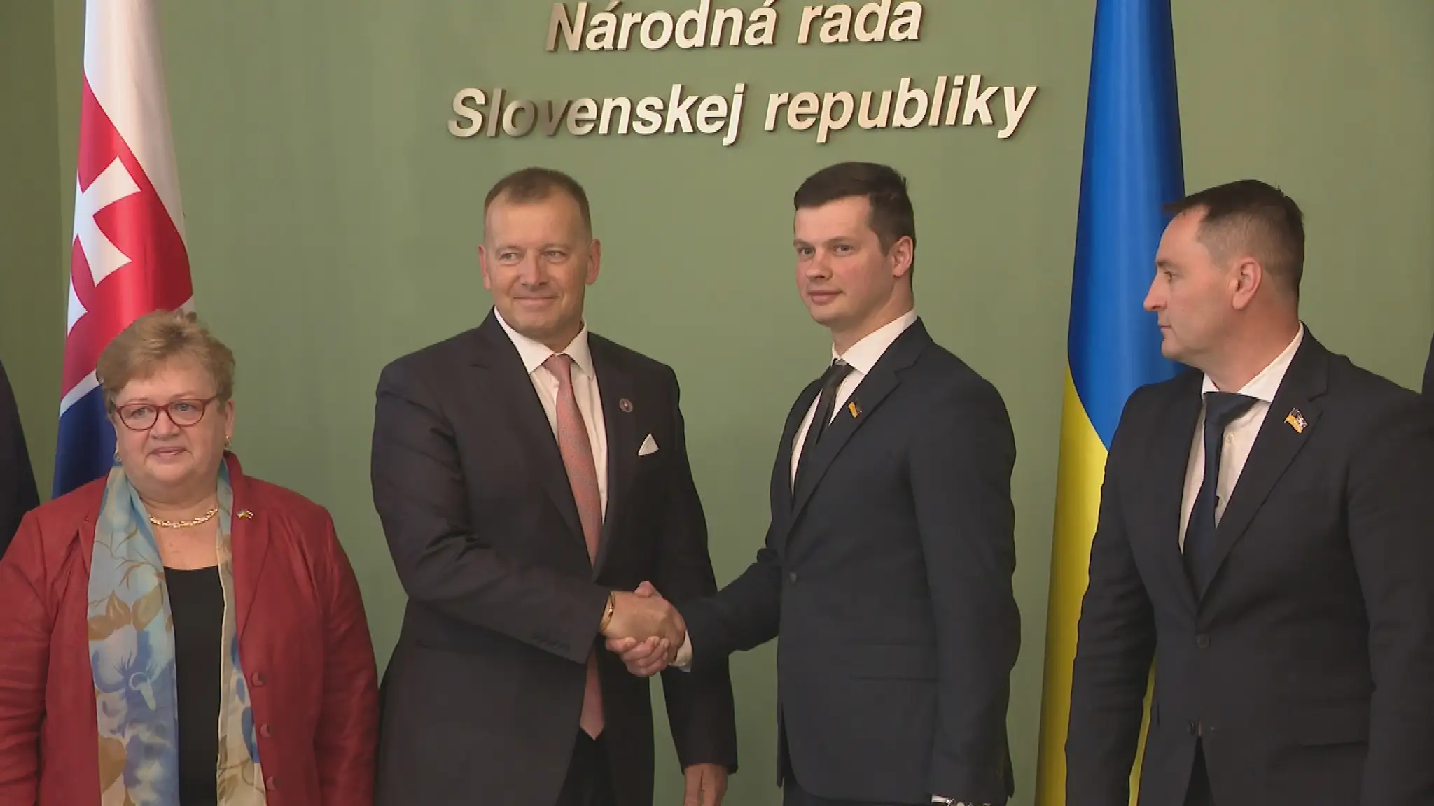 Slovenskí a ukrajinskí poslanci