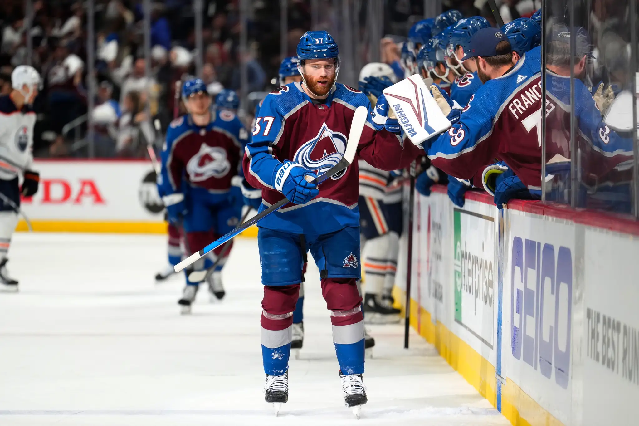 Hokejista Colorada Avalanche J.T. Compher