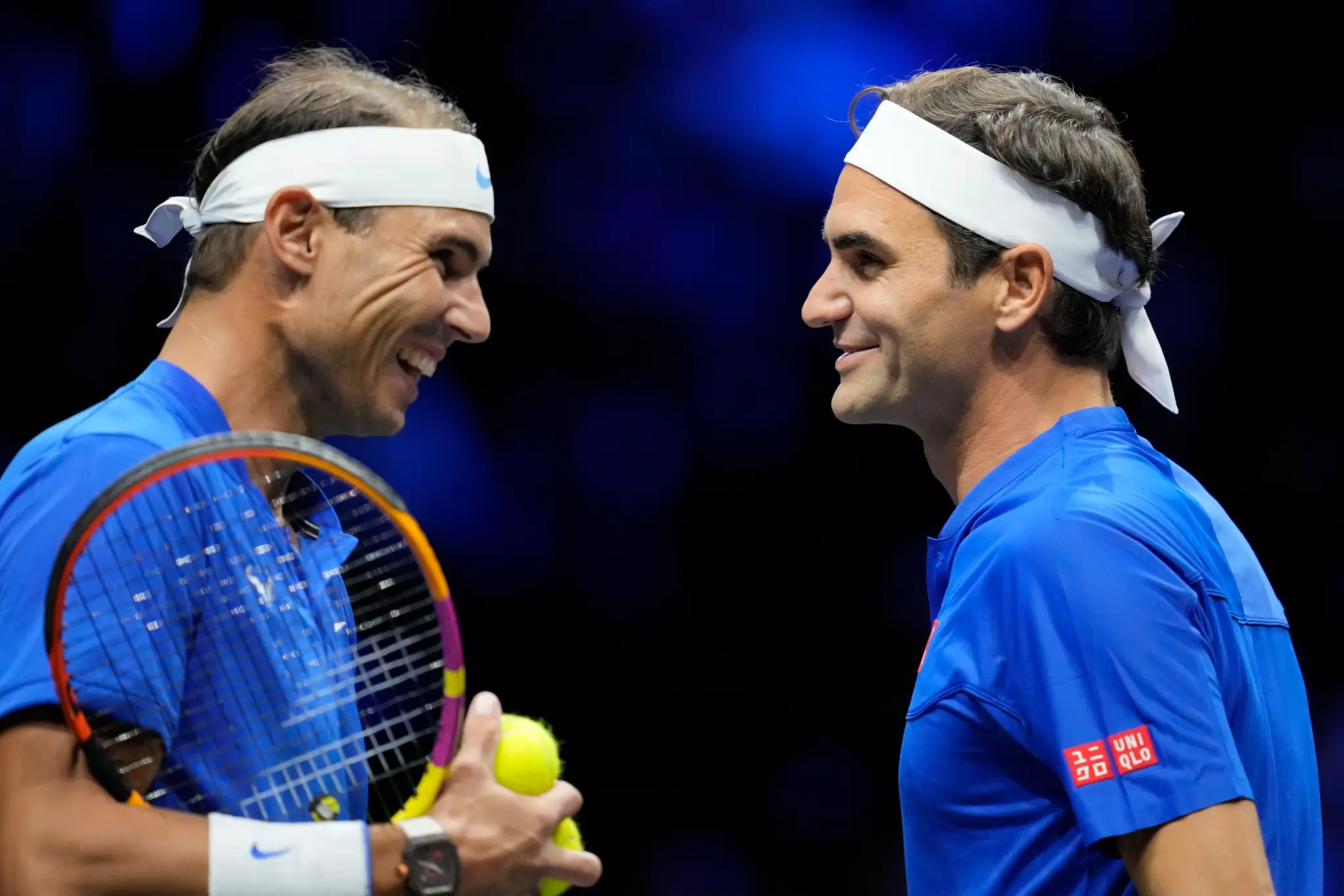 Roger Federer sa lúči s kariérou.