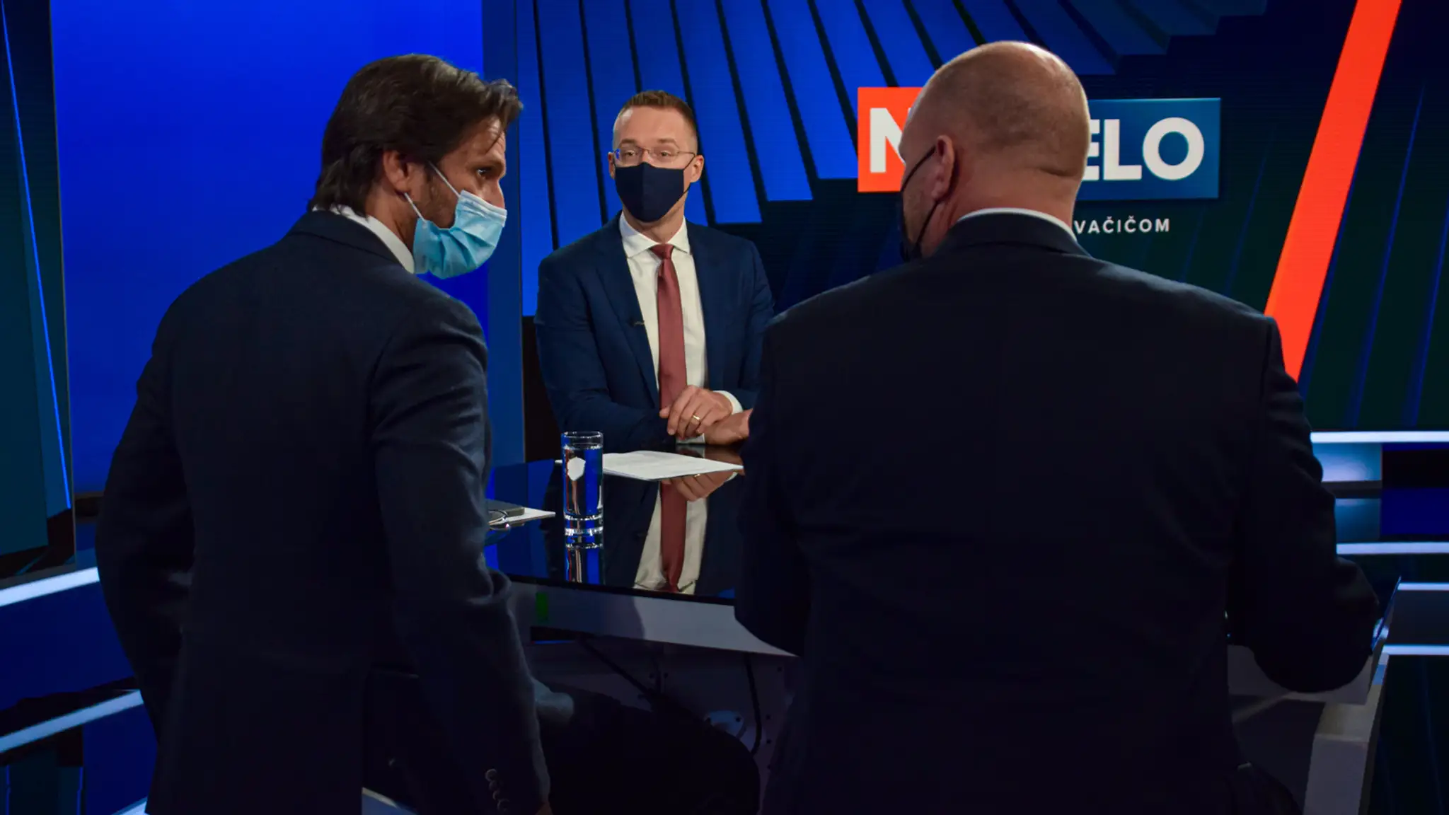 Jaroslav Naď a Robert Kaliňák v Na telo.