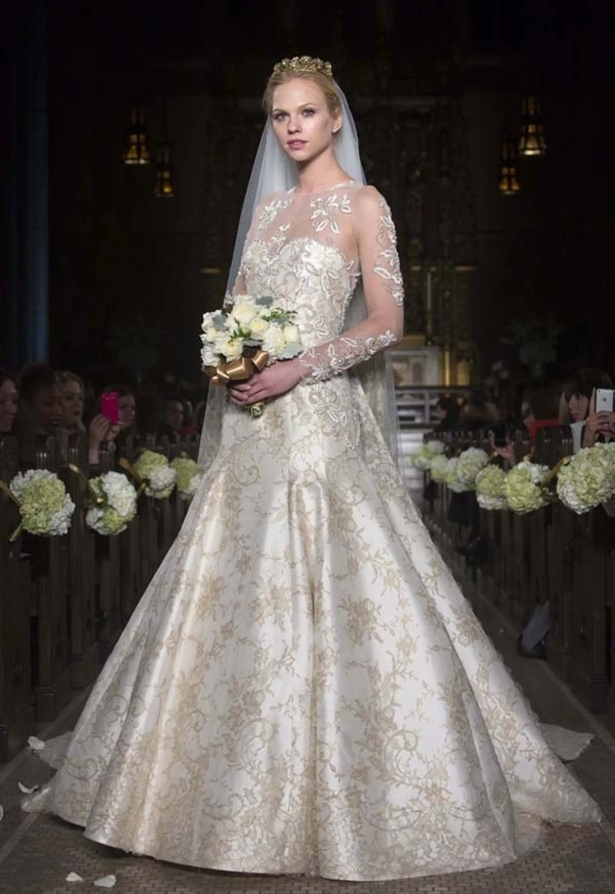 Prehliadka svadobných šiat Pronovias na rok 2014 - 4
