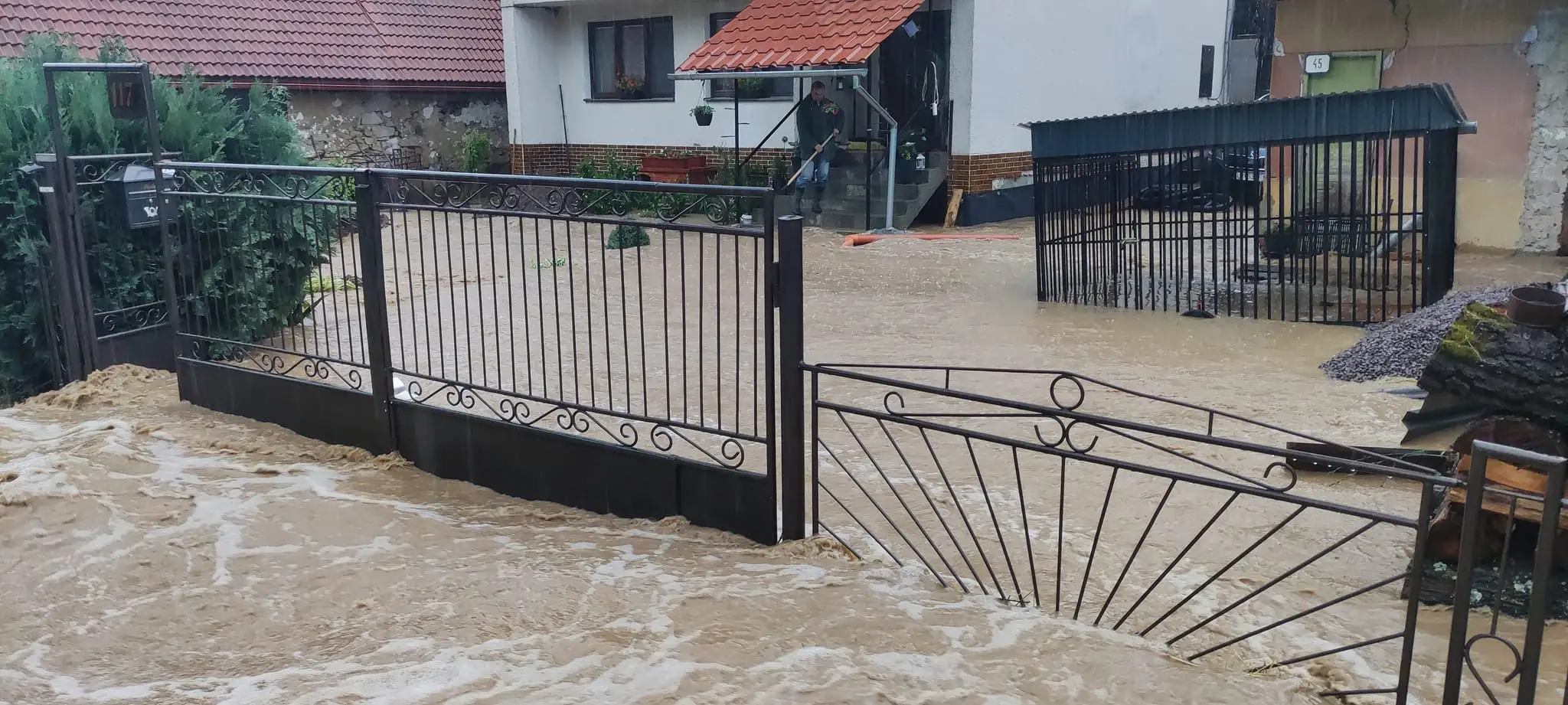 Zaplavená obec Beluj