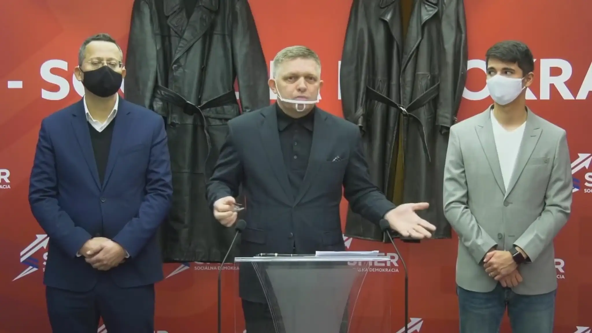 Fico s trestným oznámením na prokurátorov neuspel. 